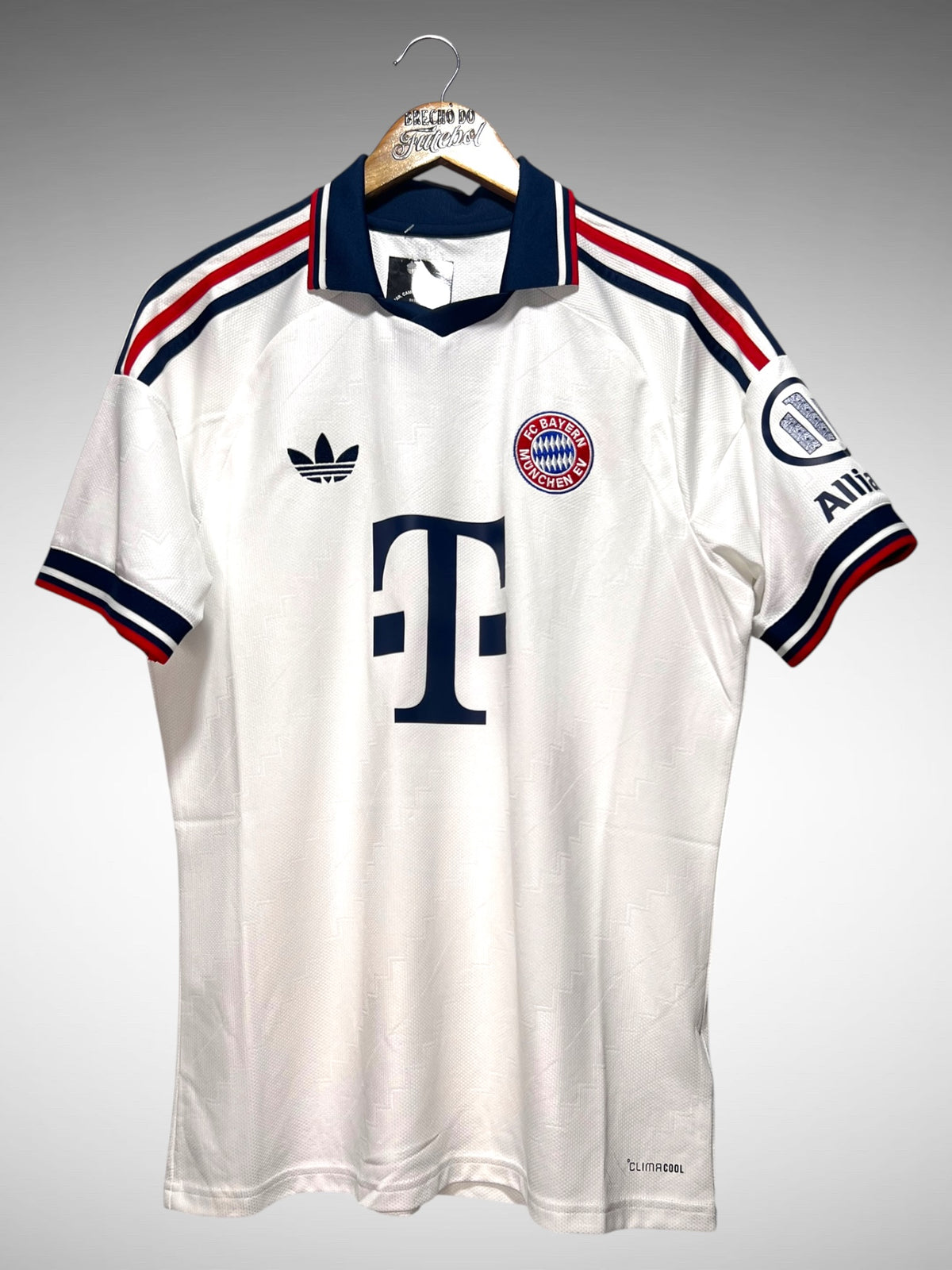 Bayern de Munique 2026 Segunda Camisa Tam M.
