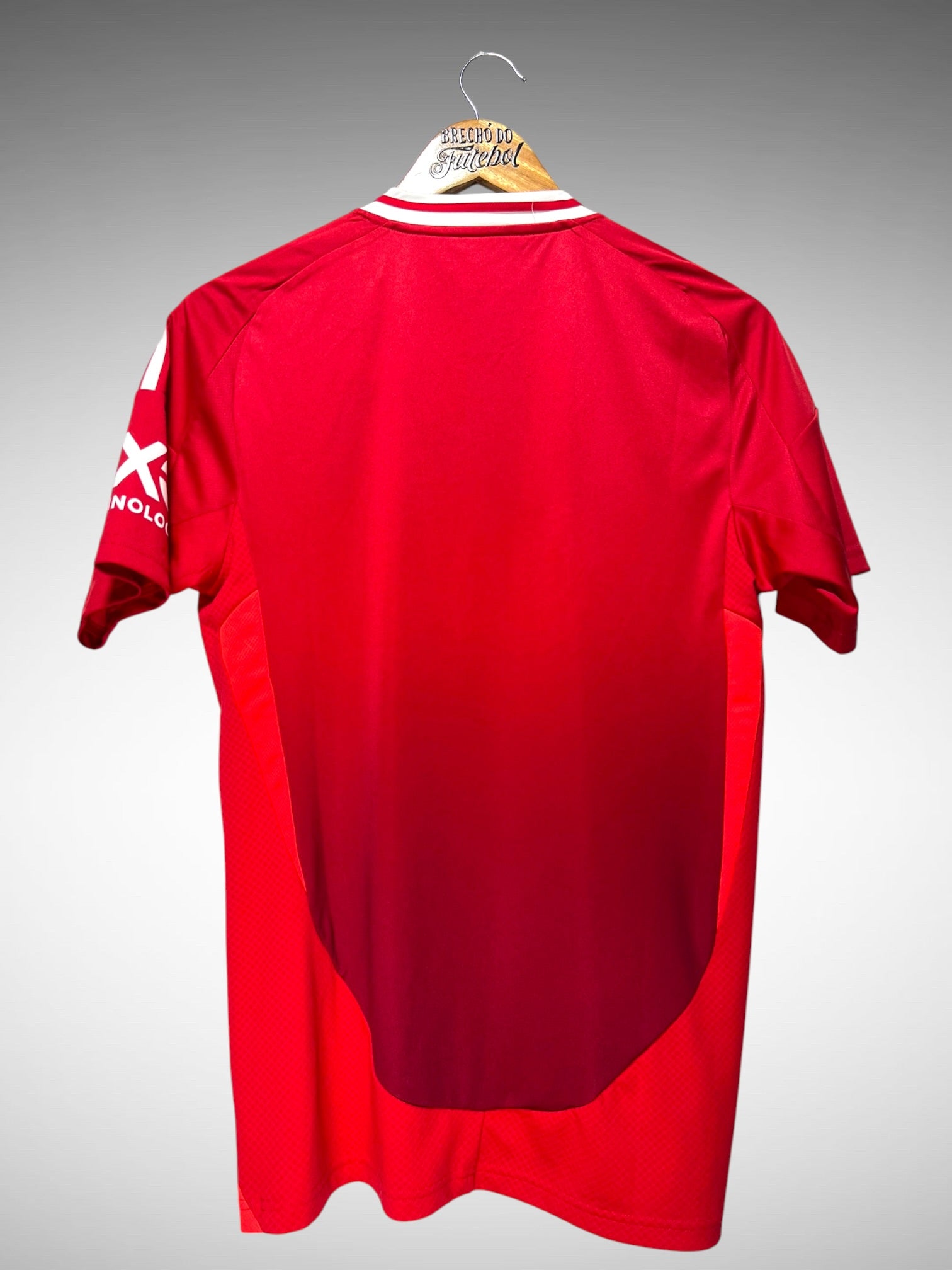 Manchester United 2024 Primeira Camisa Tam P.
