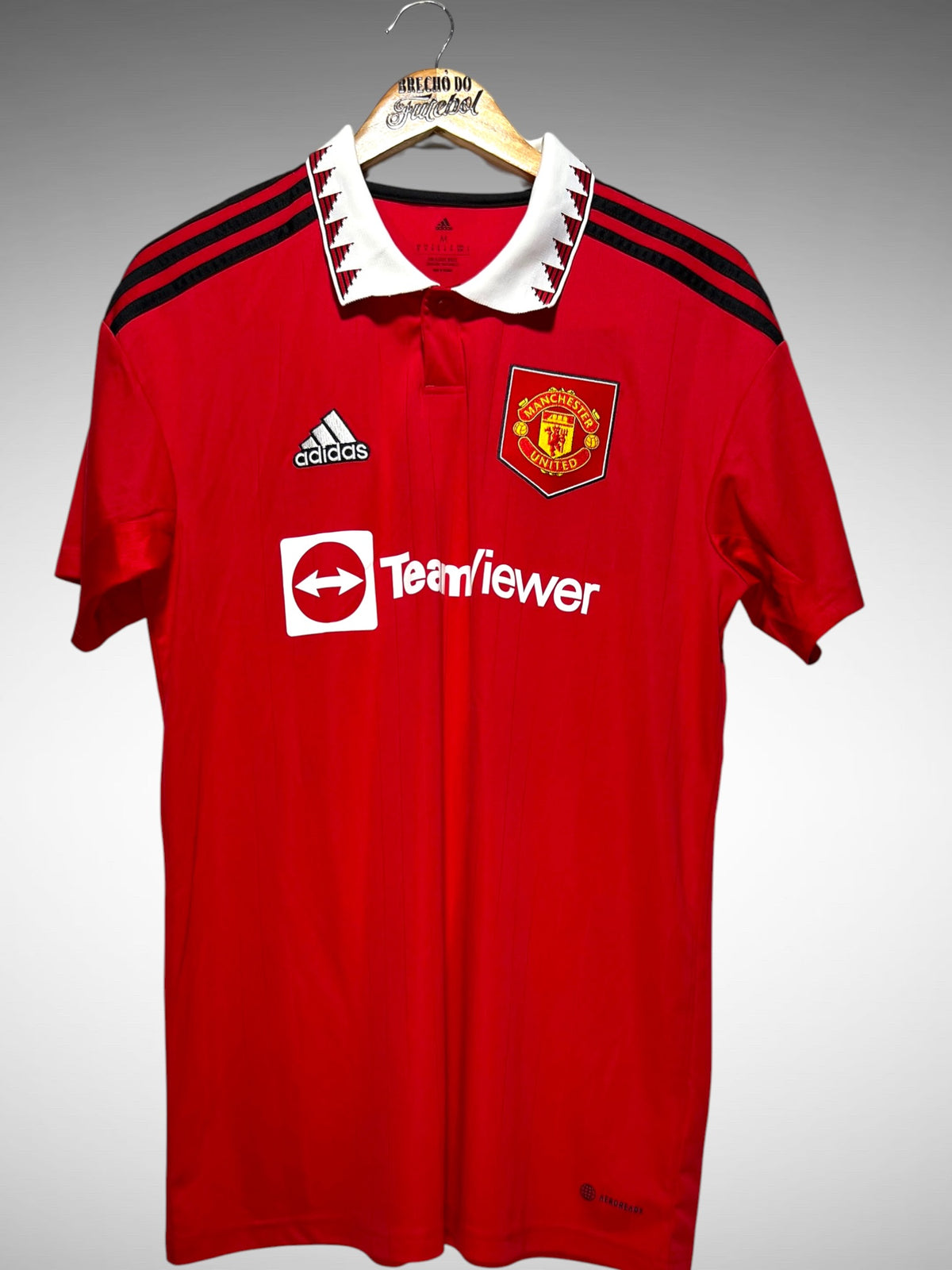 Manchester United 2022 Primeira Camisa Tam M.