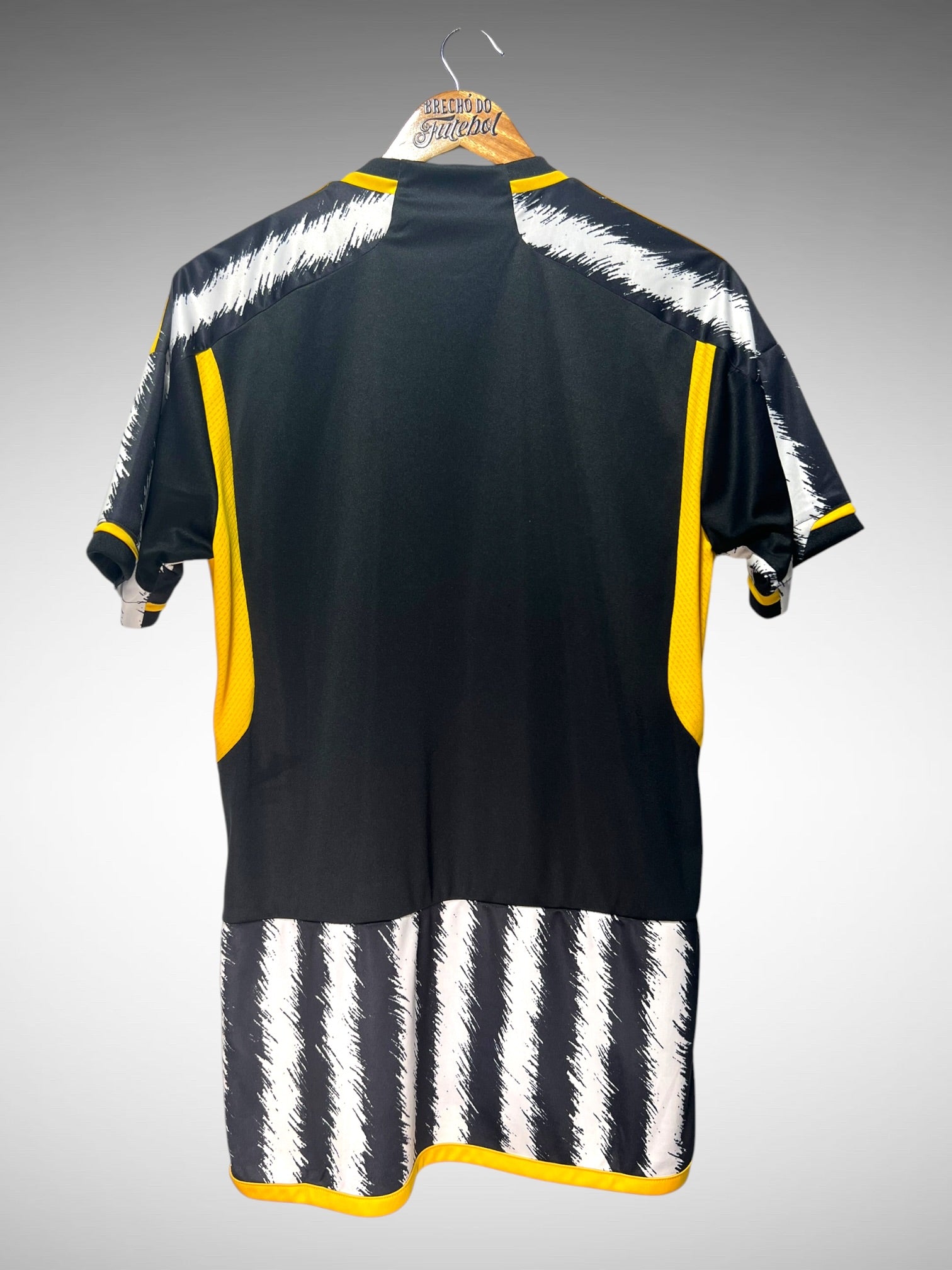 Juventus 2023 Primeira Camisa Tam M.