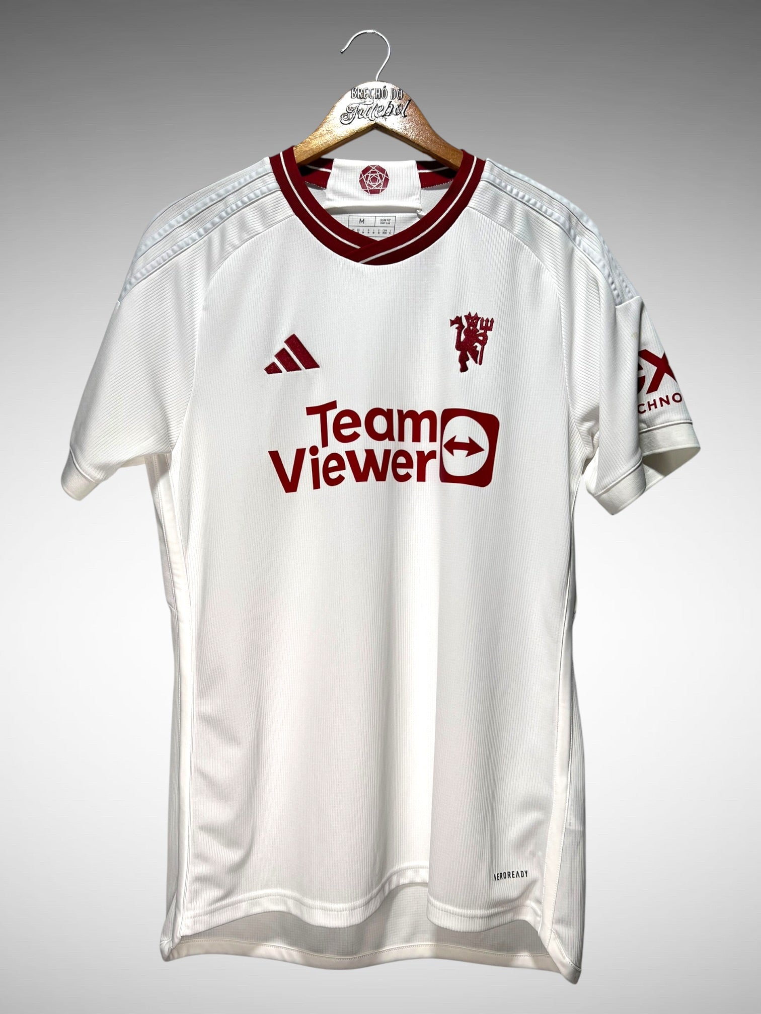 Manchester United 2023 Terceira Camisa Tam M.
