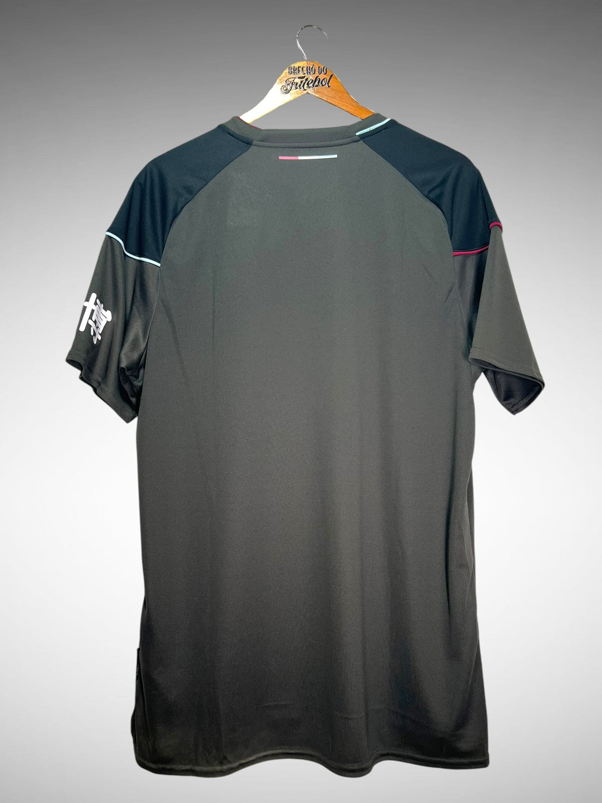 Burnley 2020 Segunda Camisa Tam GG.