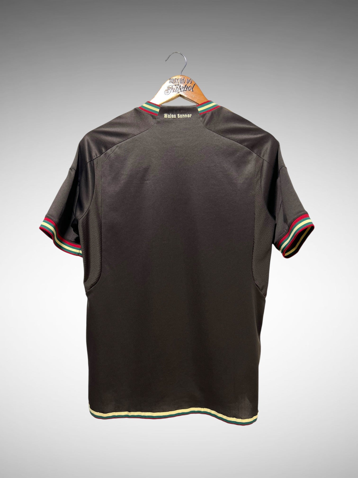 Jamaica 2023 Segunda Camisa Tam 16 anos Infantil.