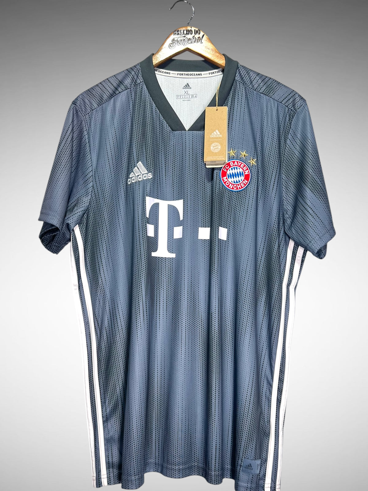 Bayern de Munique 2018 Terceira Camisa Tam GG.