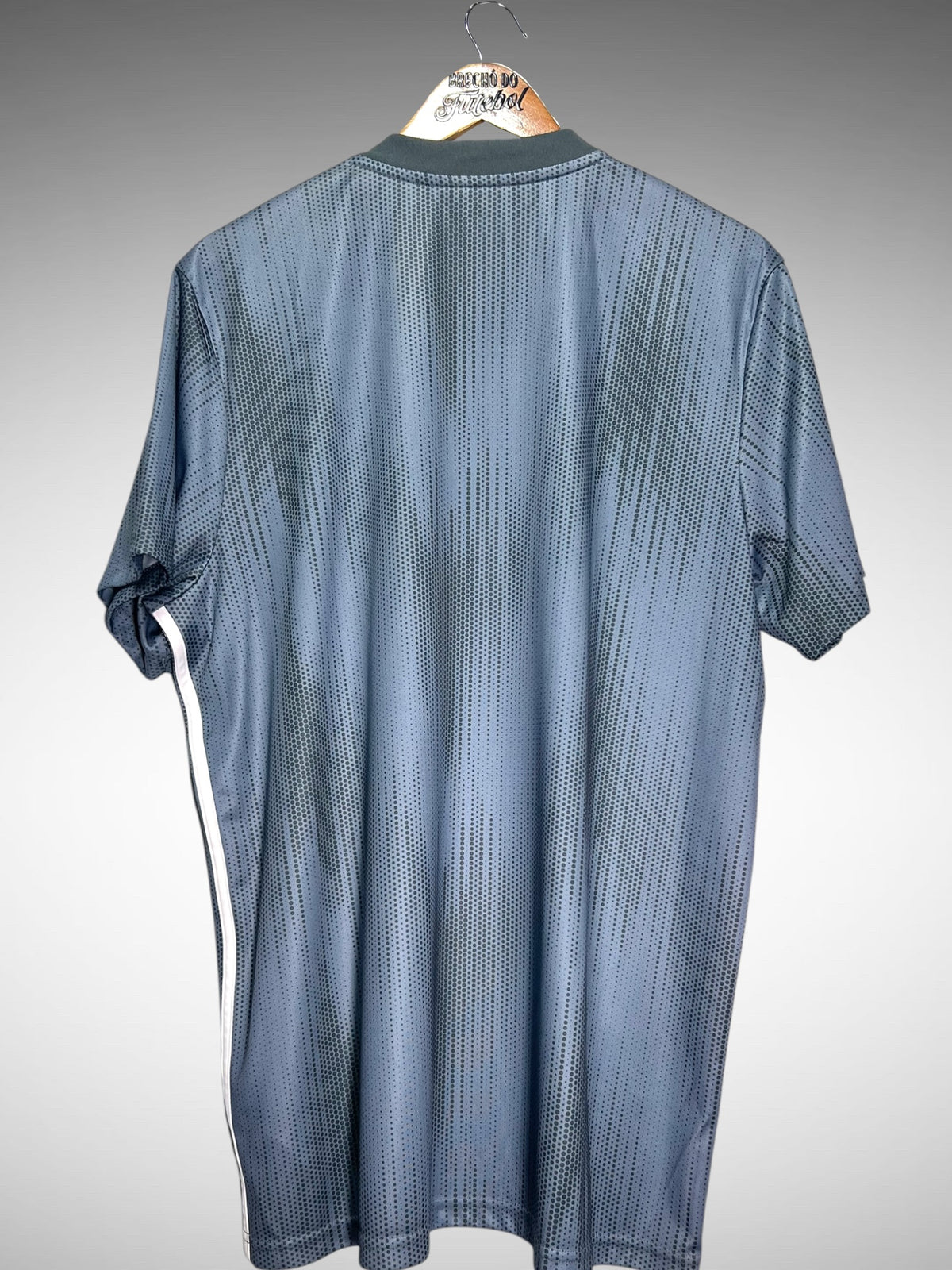 Bayern de Munique 2018 Terceira Camisa Tam GG.