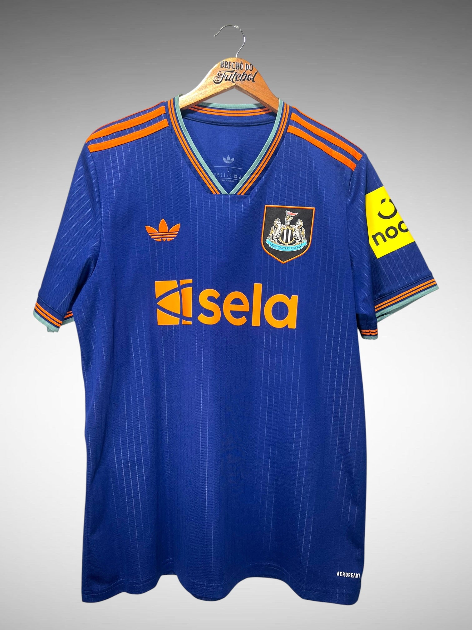 Newcastle United 2025 Terceira Camisa Tam G.