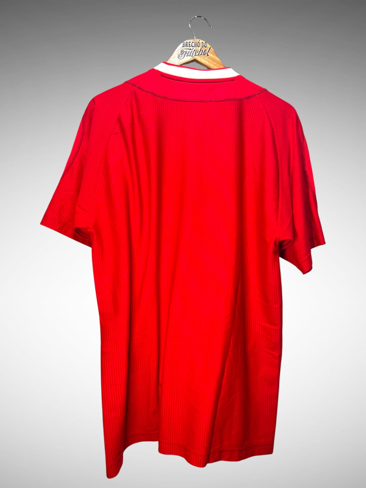 Liverpool 2003 Primeira Camisa Tam GG.