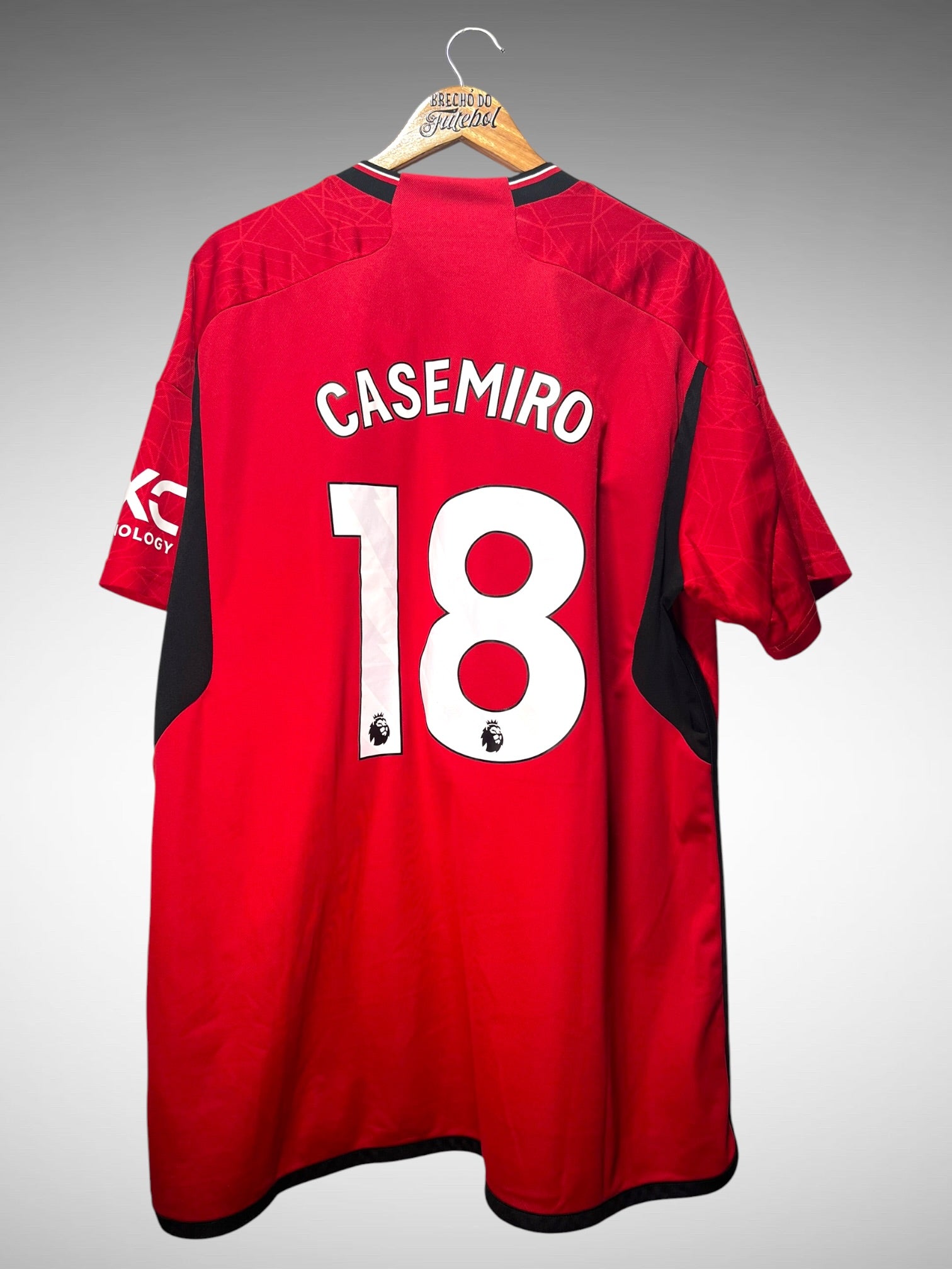 Manchester United 2023 Primeira Camisa Tam 3G N 18 Casemiro.