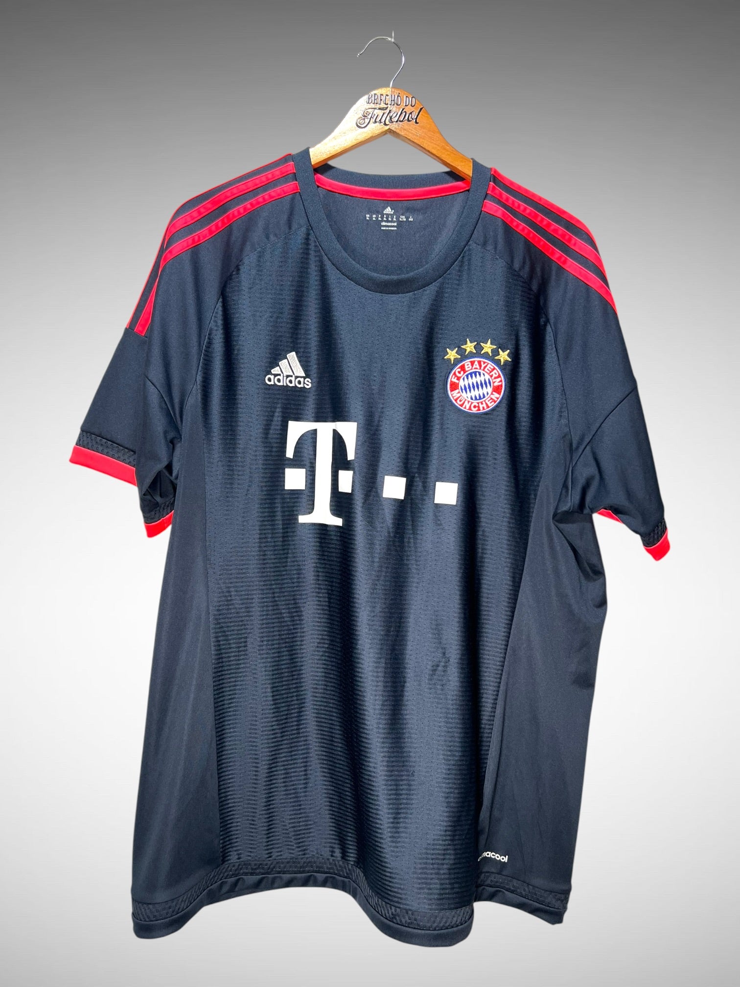 Bayern de Munique 2015 Terceira Camisa Tam GG.