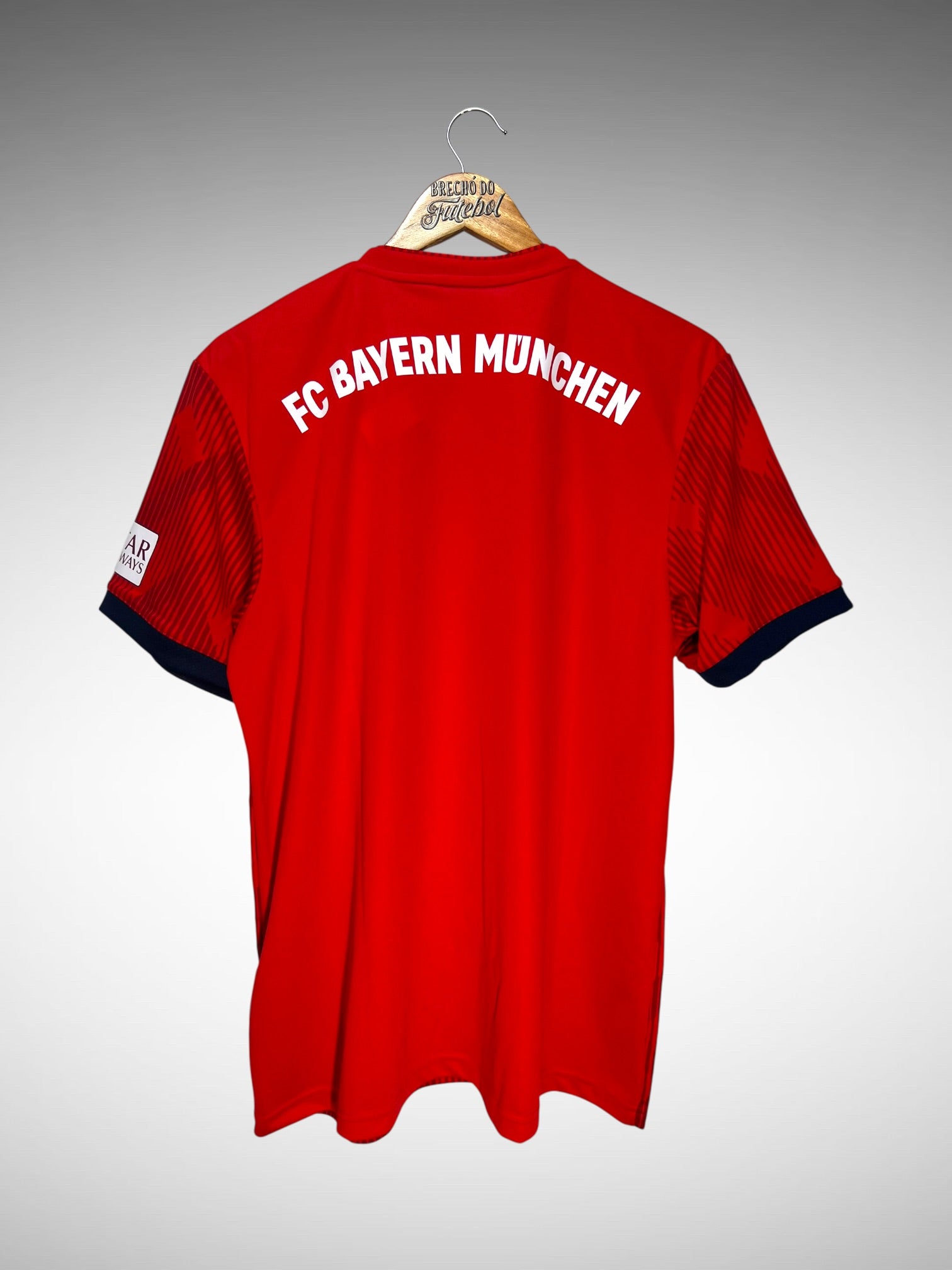 Bayern de Munique 2018 Primeira Camisa Tam G.