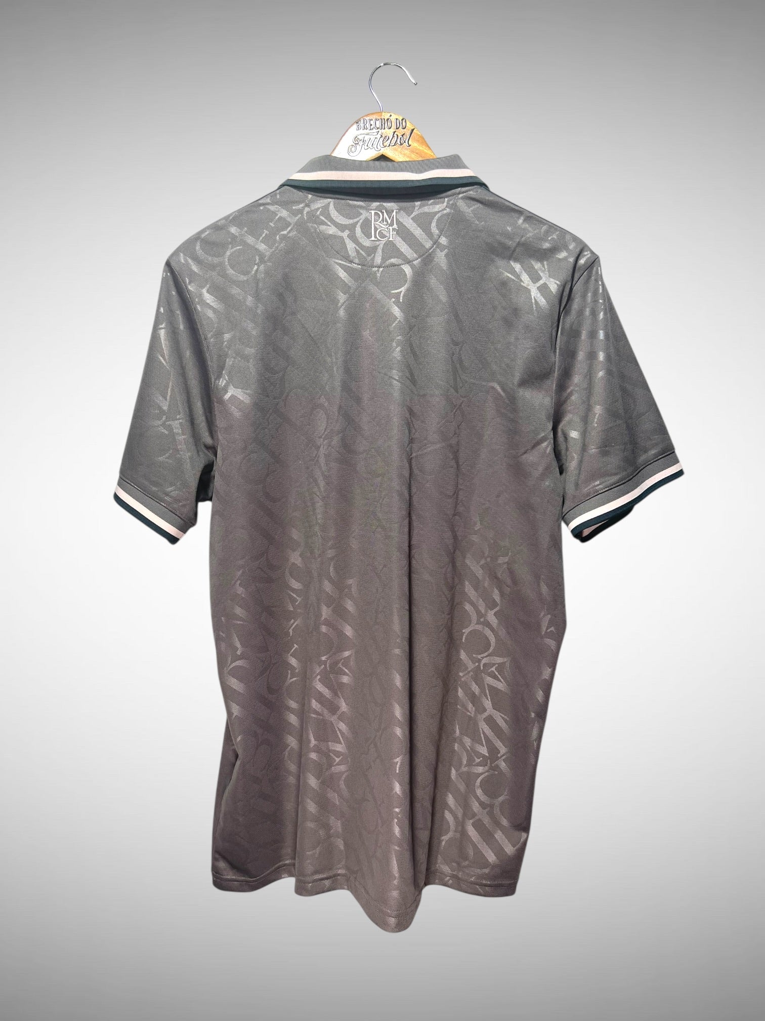 Real Madrid 2024 Terceira Camisa Tam G.