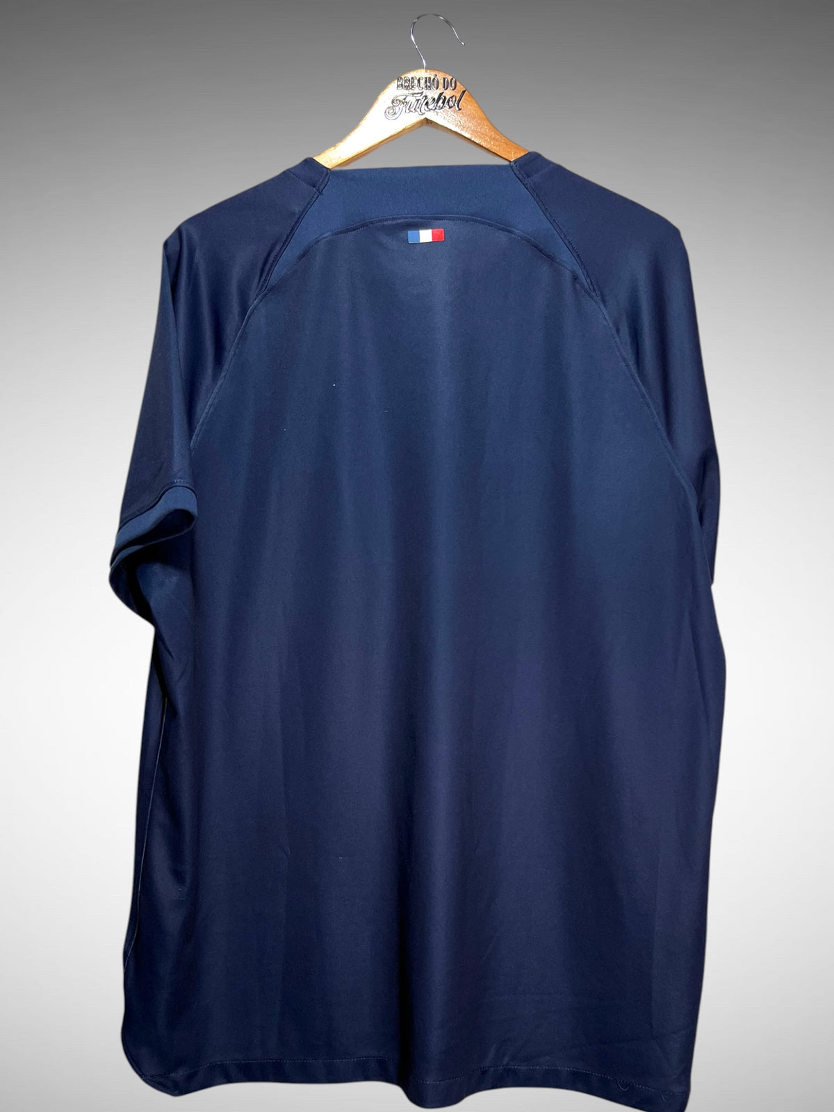 Paris Saint-Germain 2023 Primeira Camisa Tam GG.