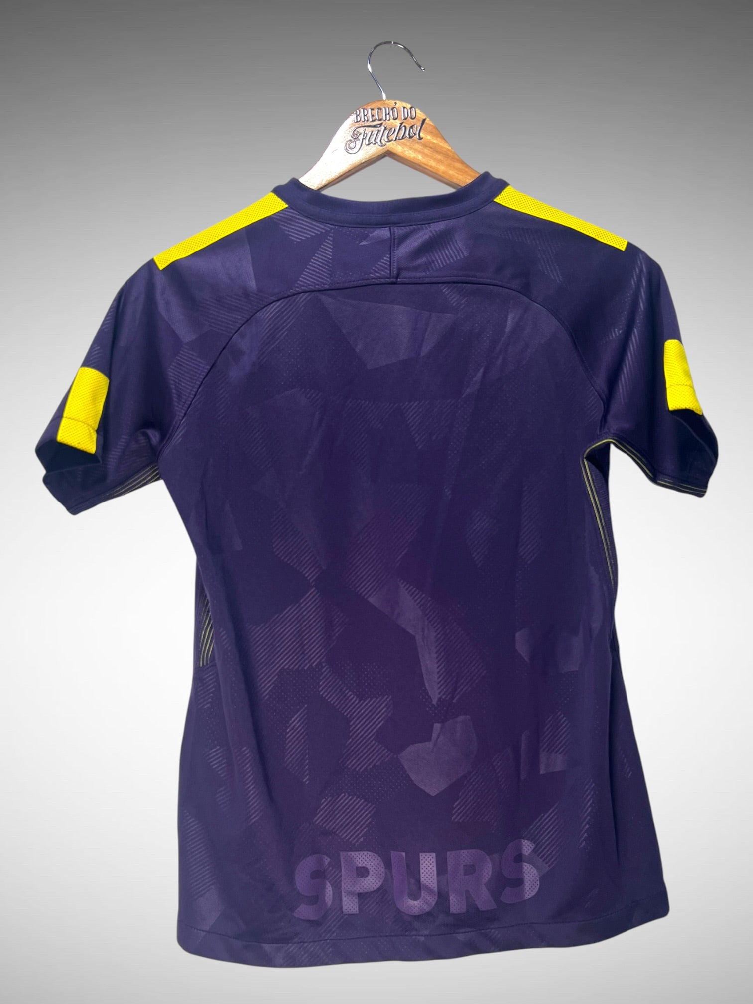 Tottenham 2017 Terceira Camisa Tam 12 anos Infantil.