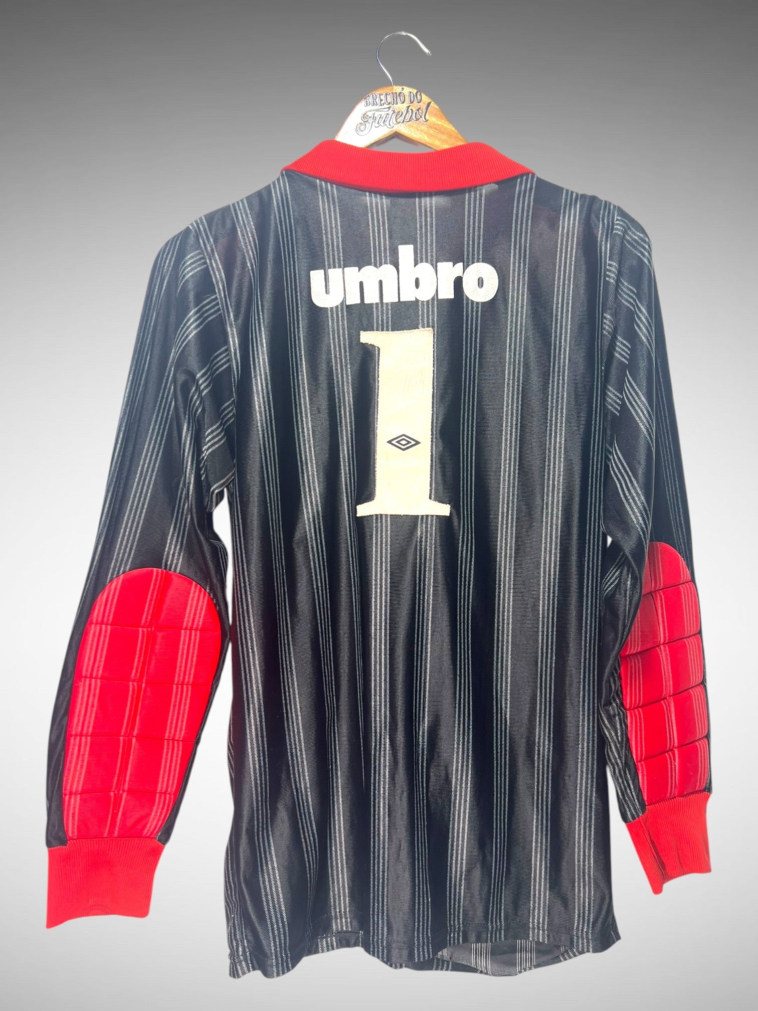 Internacional 1990 Camisa de Goleiro Tam 14 anos Infantil N 1 Mangas Longas.