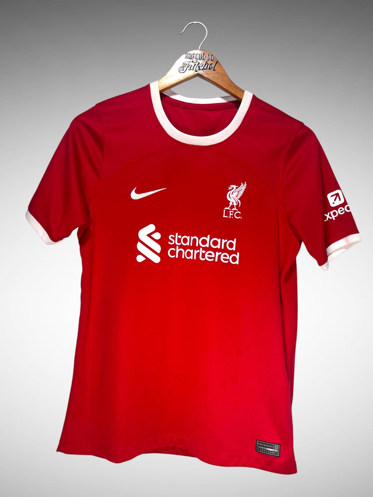 Liverpool 2023 Primeira Camisa Tam 16 anos Infantil.