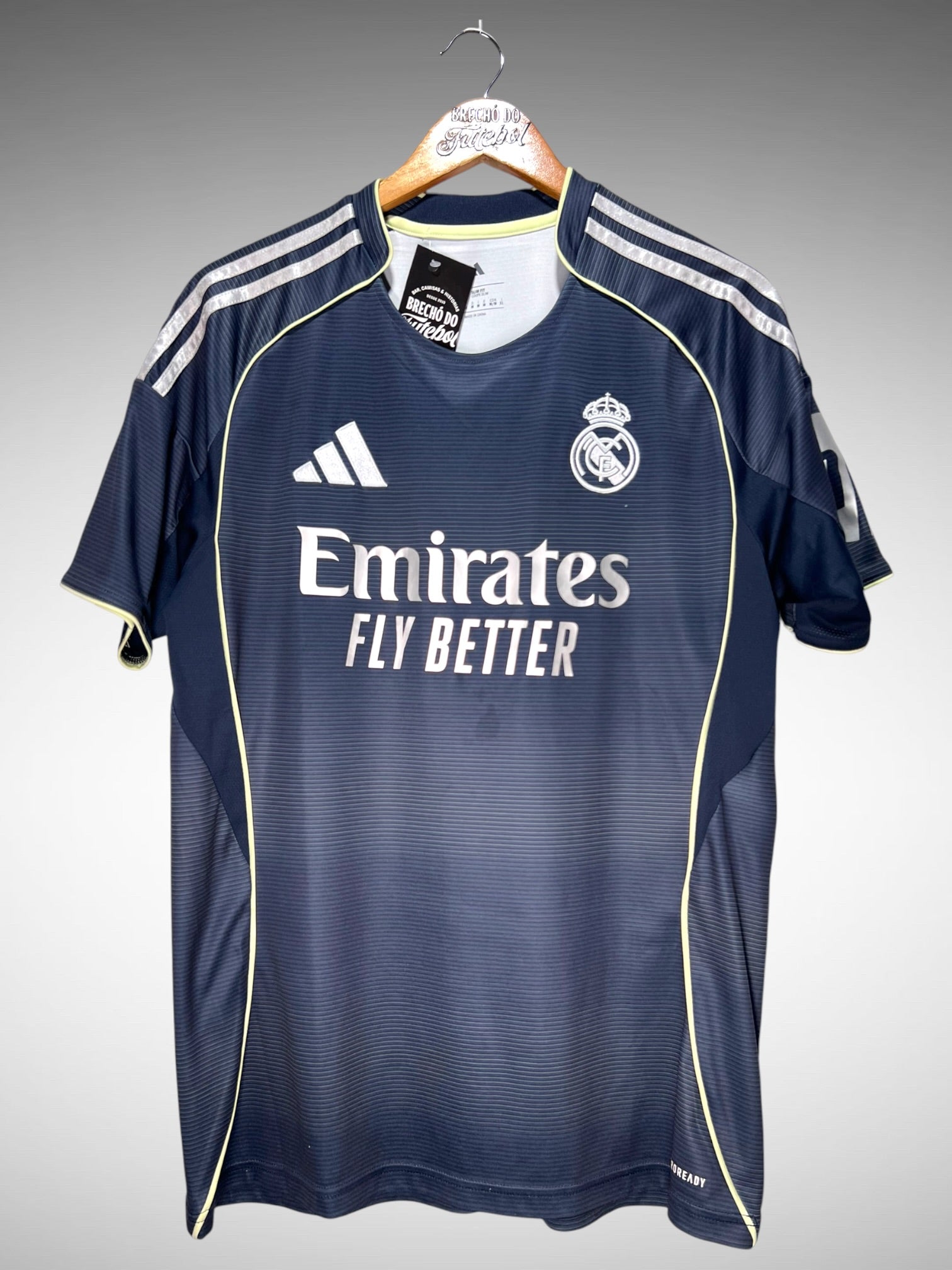 Real Madrid 2025 Segunda Camisa Tam M.