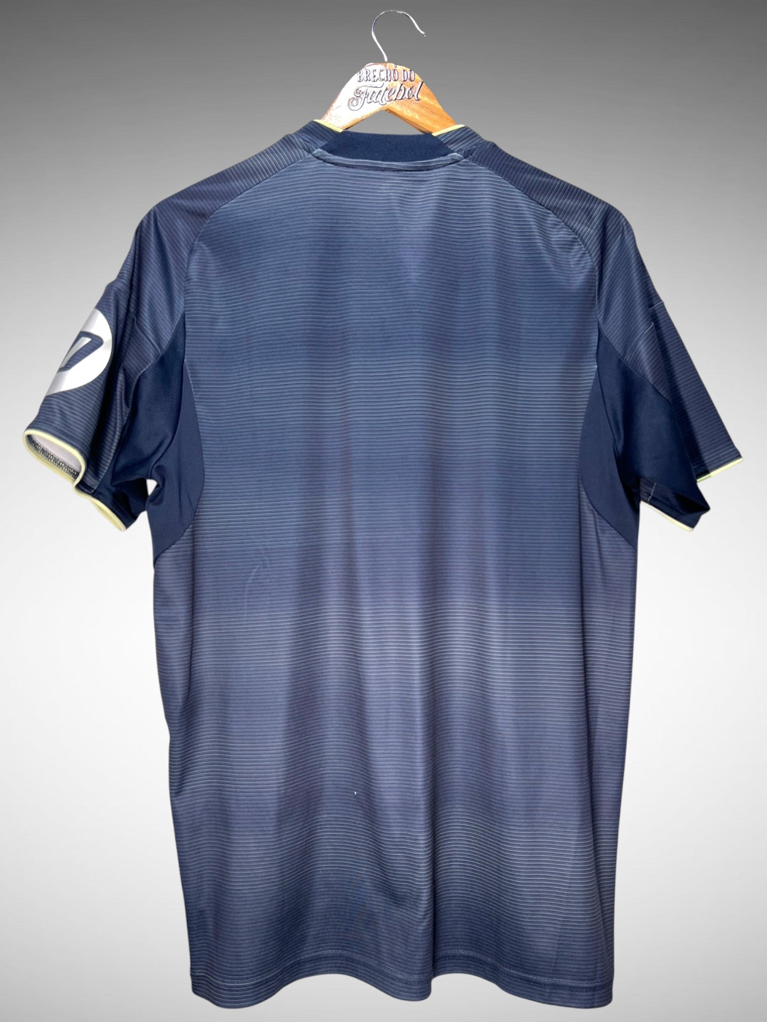 Real Madrid 2025 Segunda Camisa Tam M.