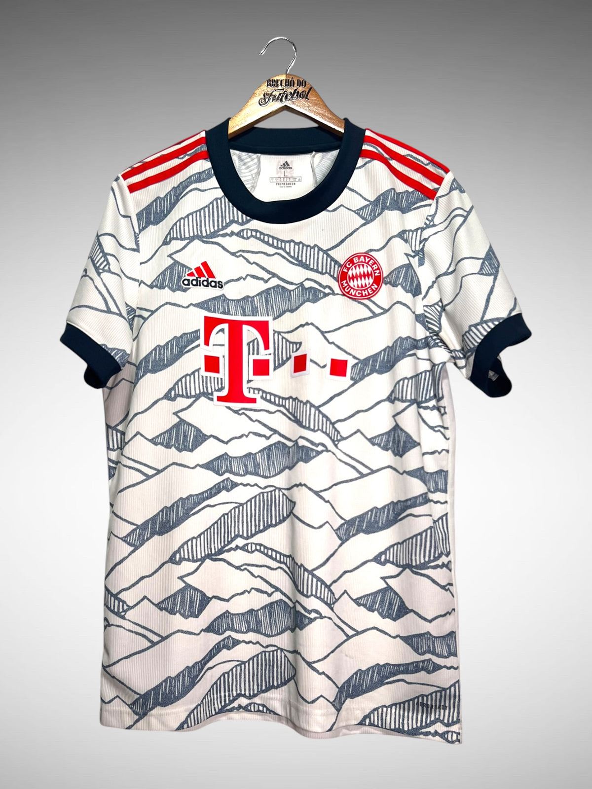 Bayern de Munique 2021 Terceira Camisa Tam G.