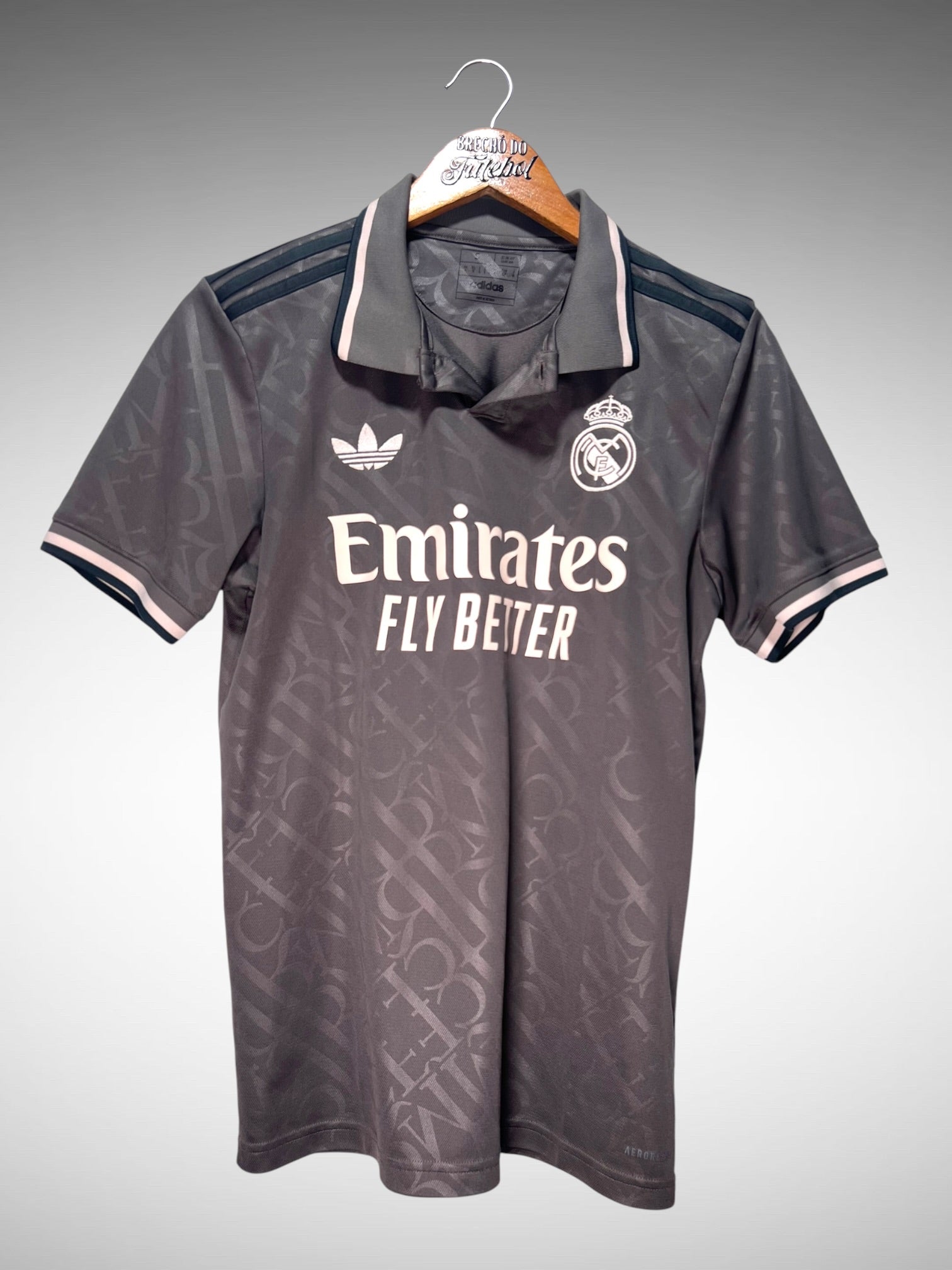 Real Madrid 2024 Terceira Camisa Tam P.
