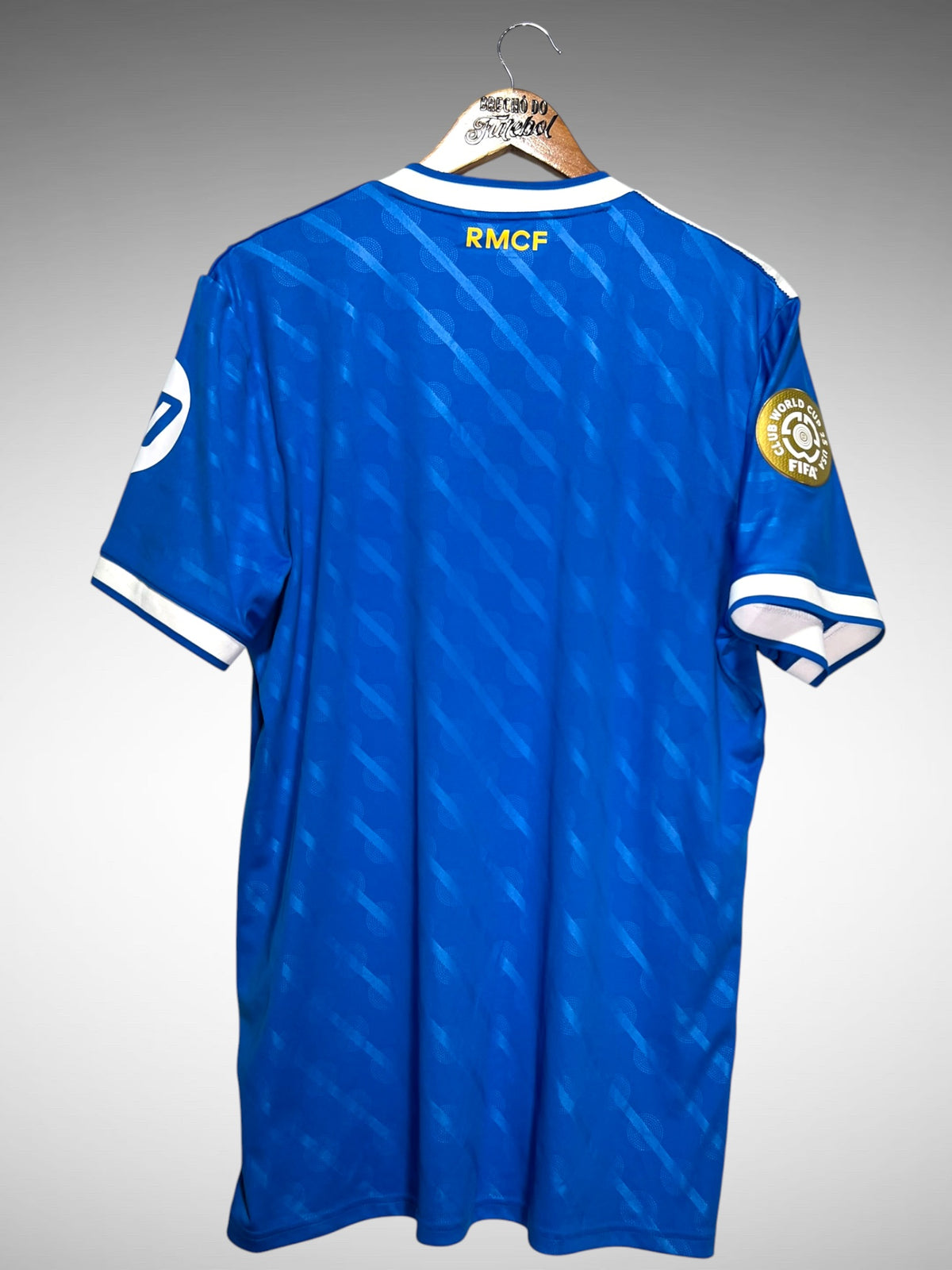 Real Madrid 2025 Terceira Camisa Tam G.