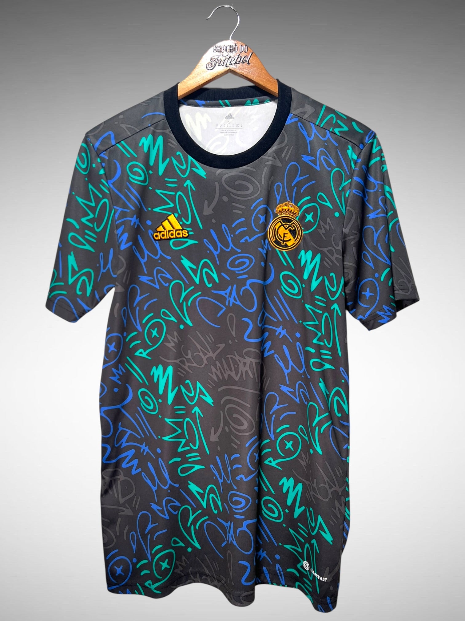Real Madrid 2021 Camisa Pré-Jogo Tam P.