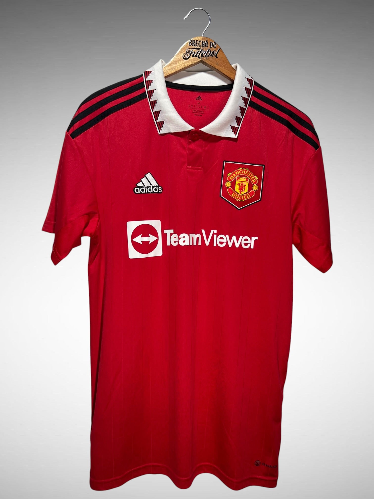 Manchester United 2022 Primeira Camisa Tam M.