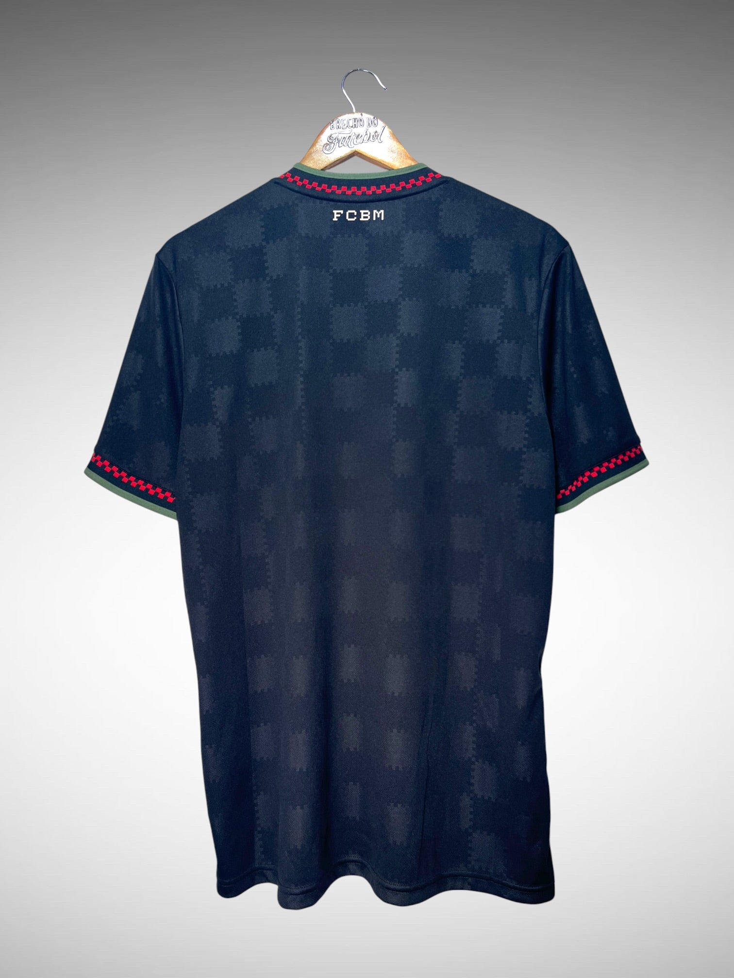 Bayern de Munique 2025 Terceira Camisa Tam G.