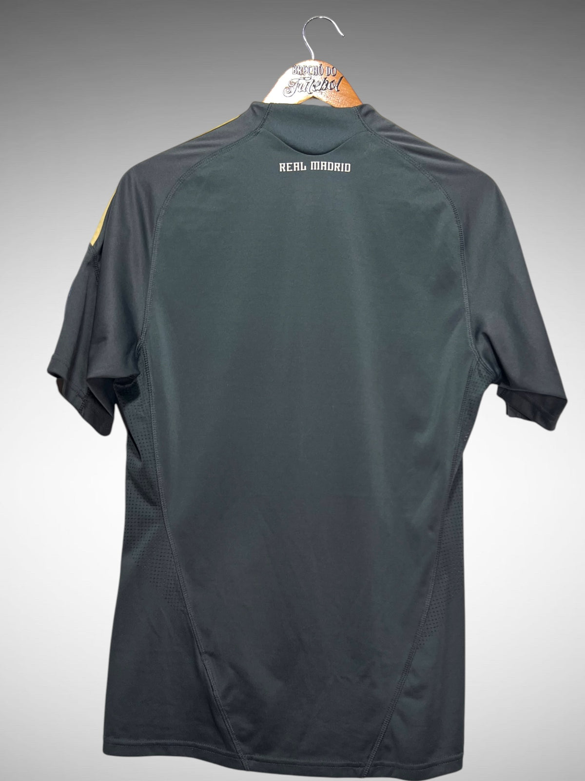 Real Madrid 2009 Terceira Camisa Tam P.