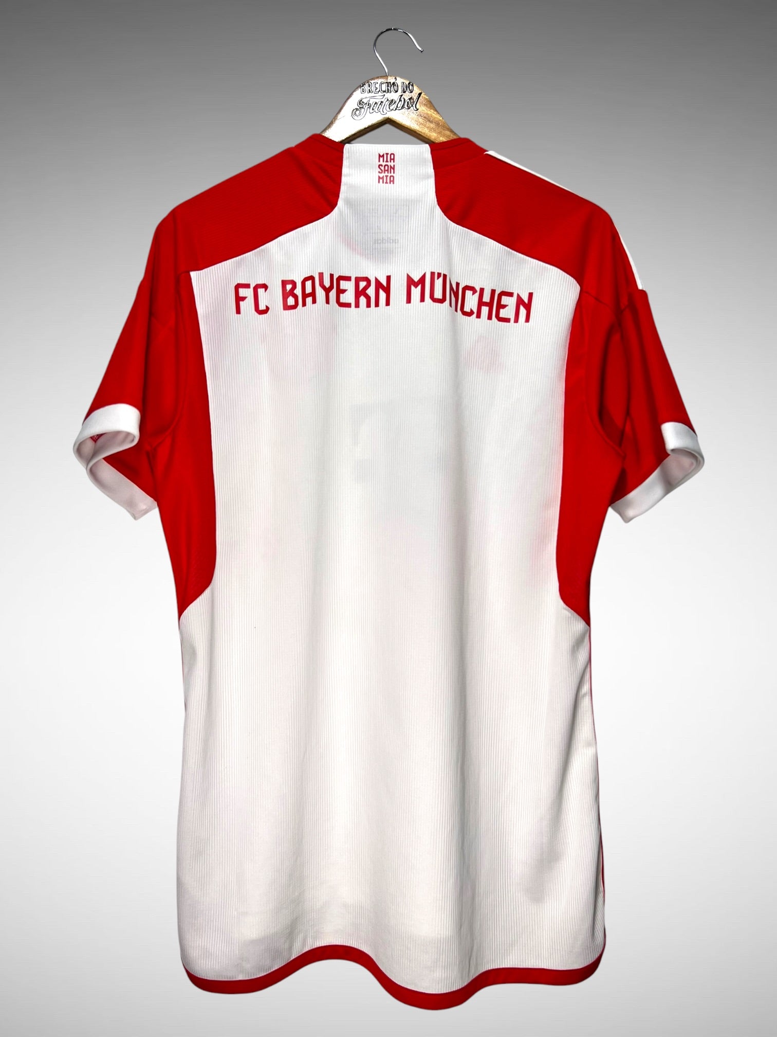 Bayern de Munique 2023 Primeira Camisa Tam G.