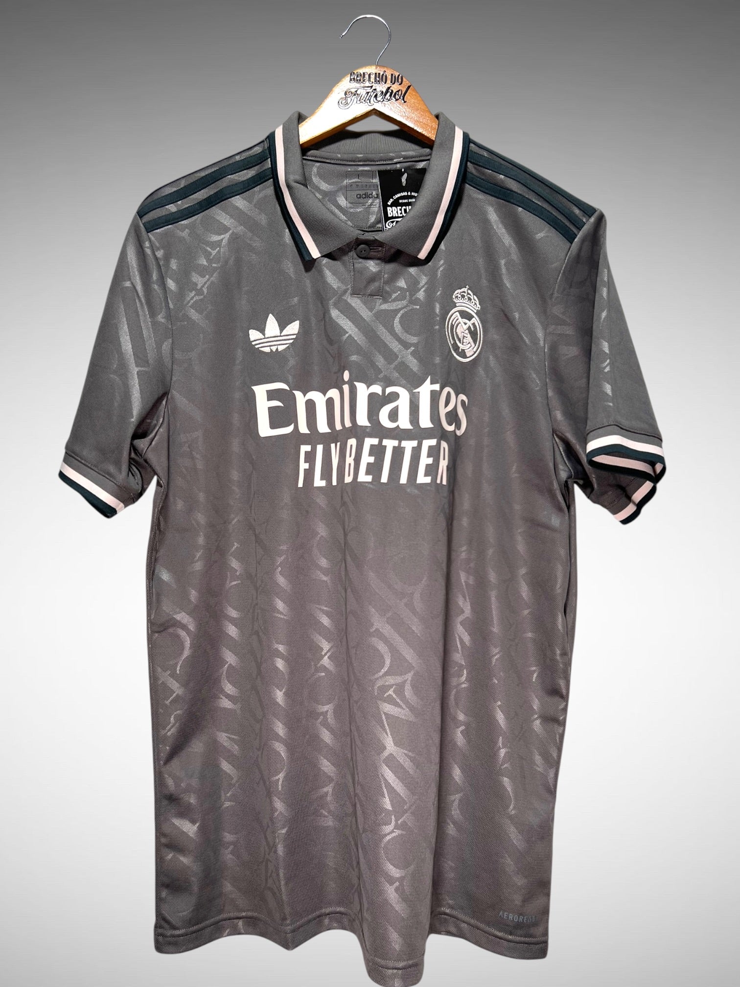 Real Madrid 2024 Terceira Camisa Tam G.