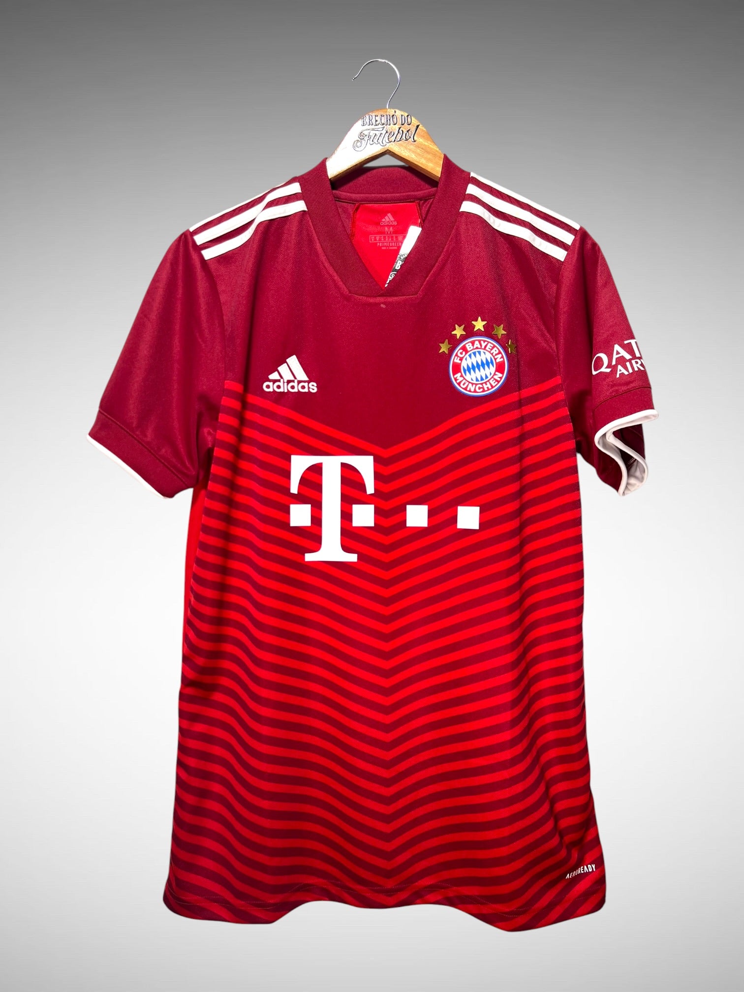 Bayern de Munique 2021 Primeira Camisa Tam M.