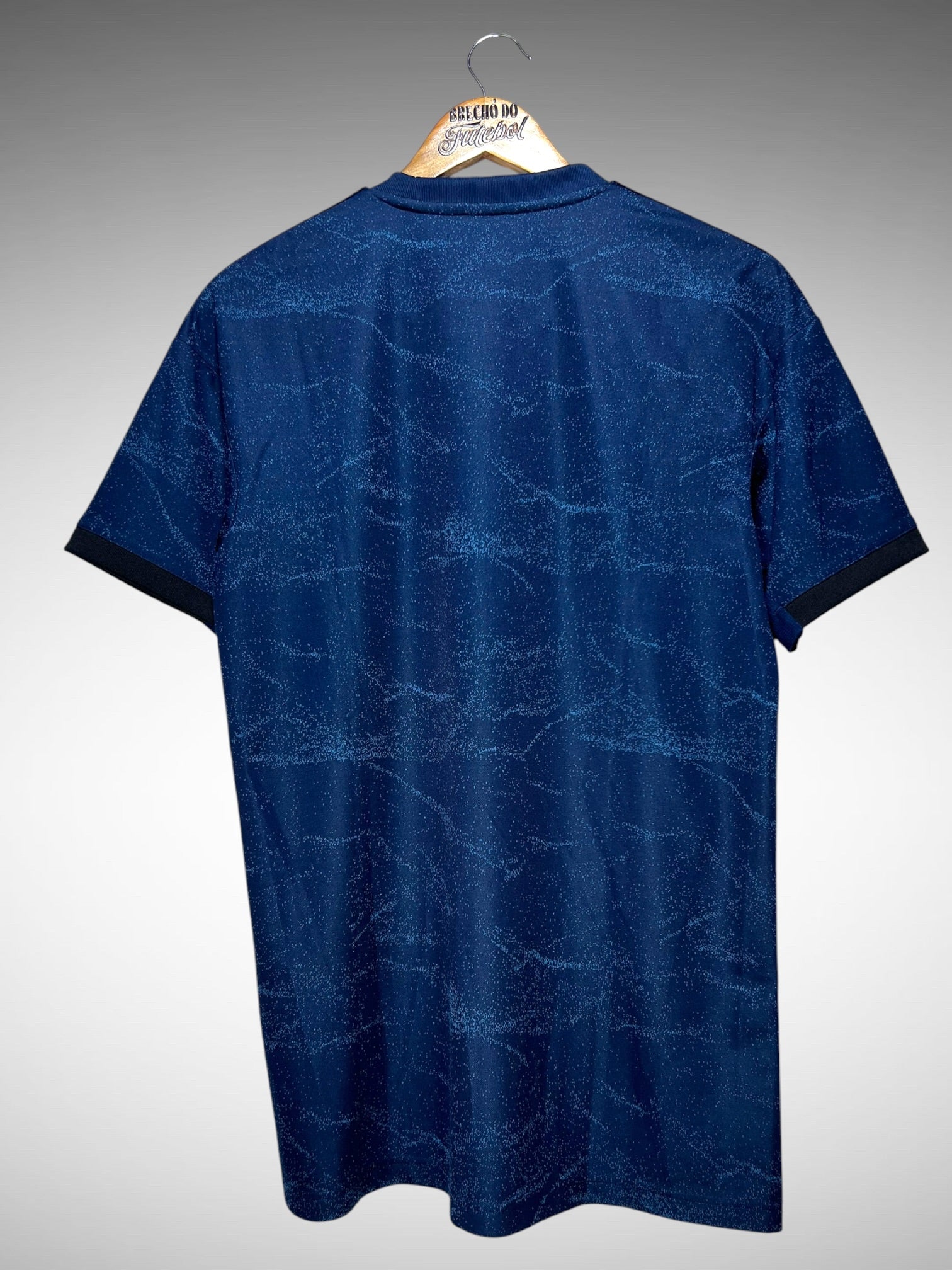 Real Madrid 2019 Segunda Camisa Tam M.
