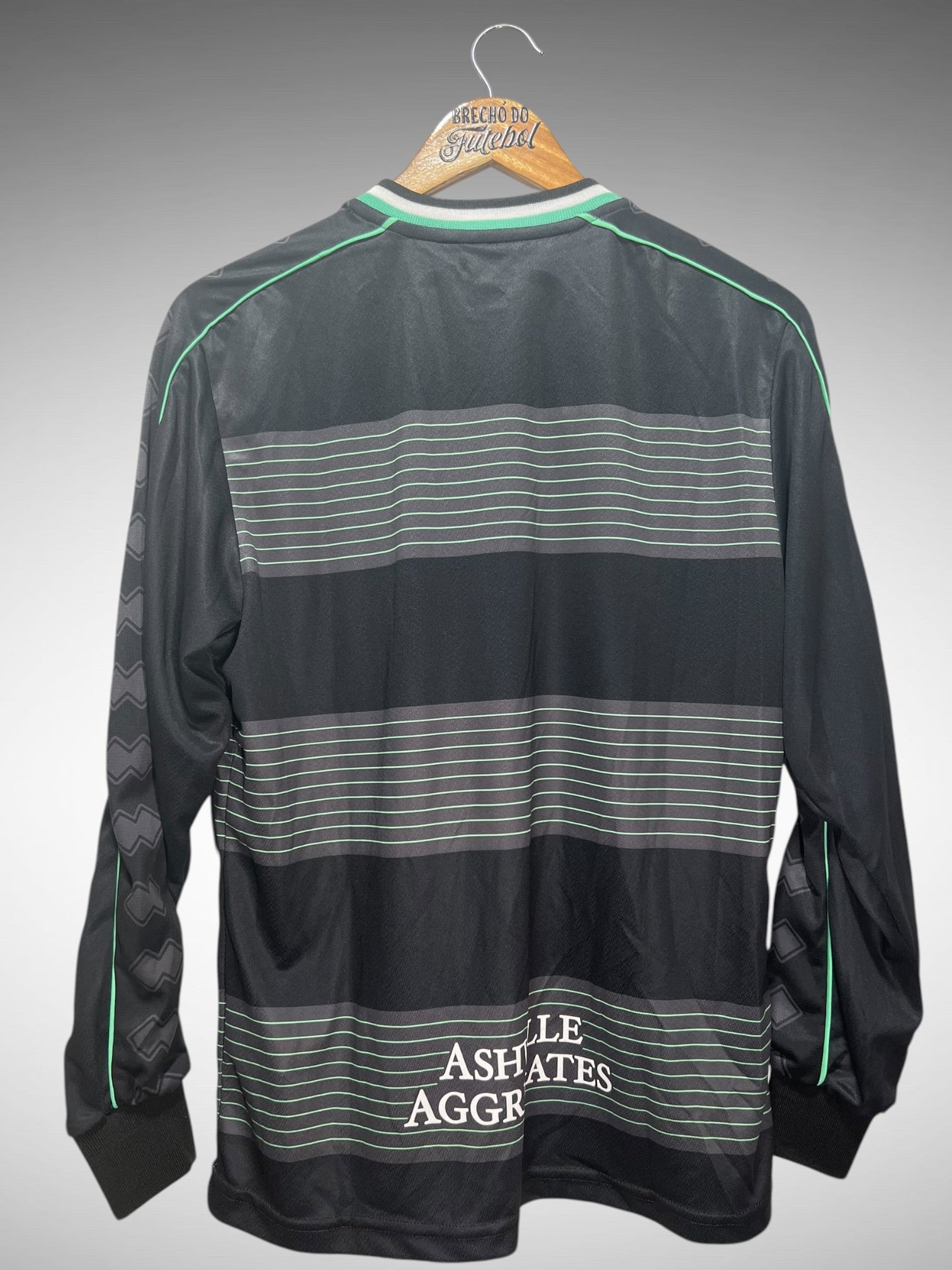 Queens Park Rangers 2018 Camisa de Goleiro Tam P Mangas Longas.