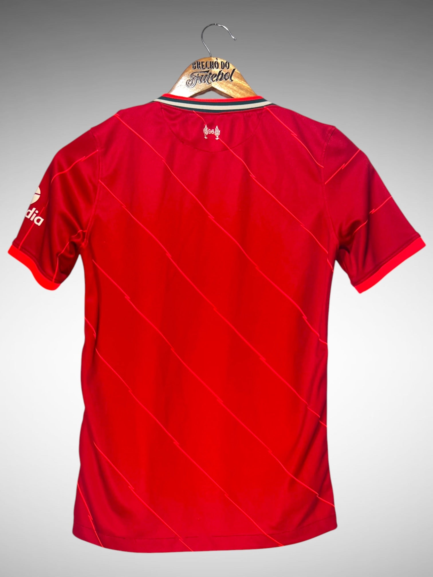 Liverpool 2021 Primeira Camisa Tam 12 anos Infantil.
