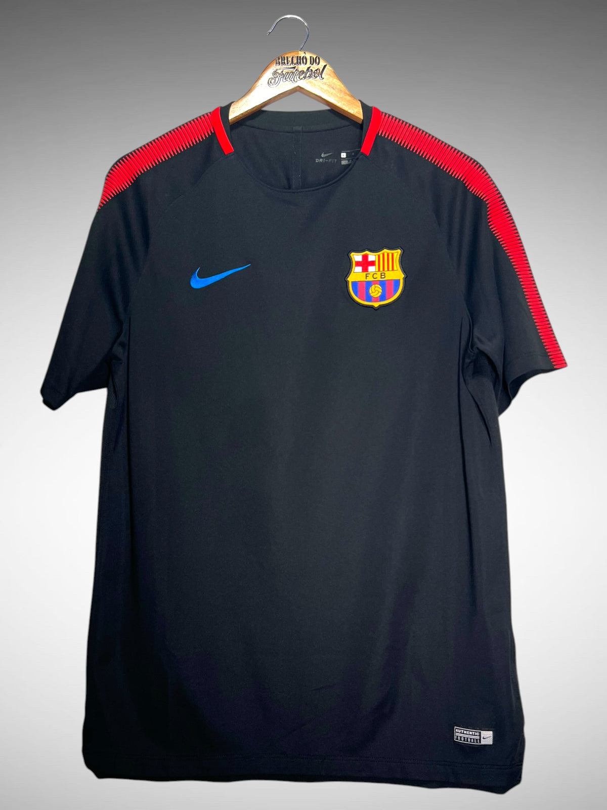 Barcelona 2017 Camisa de Treino Tam G.