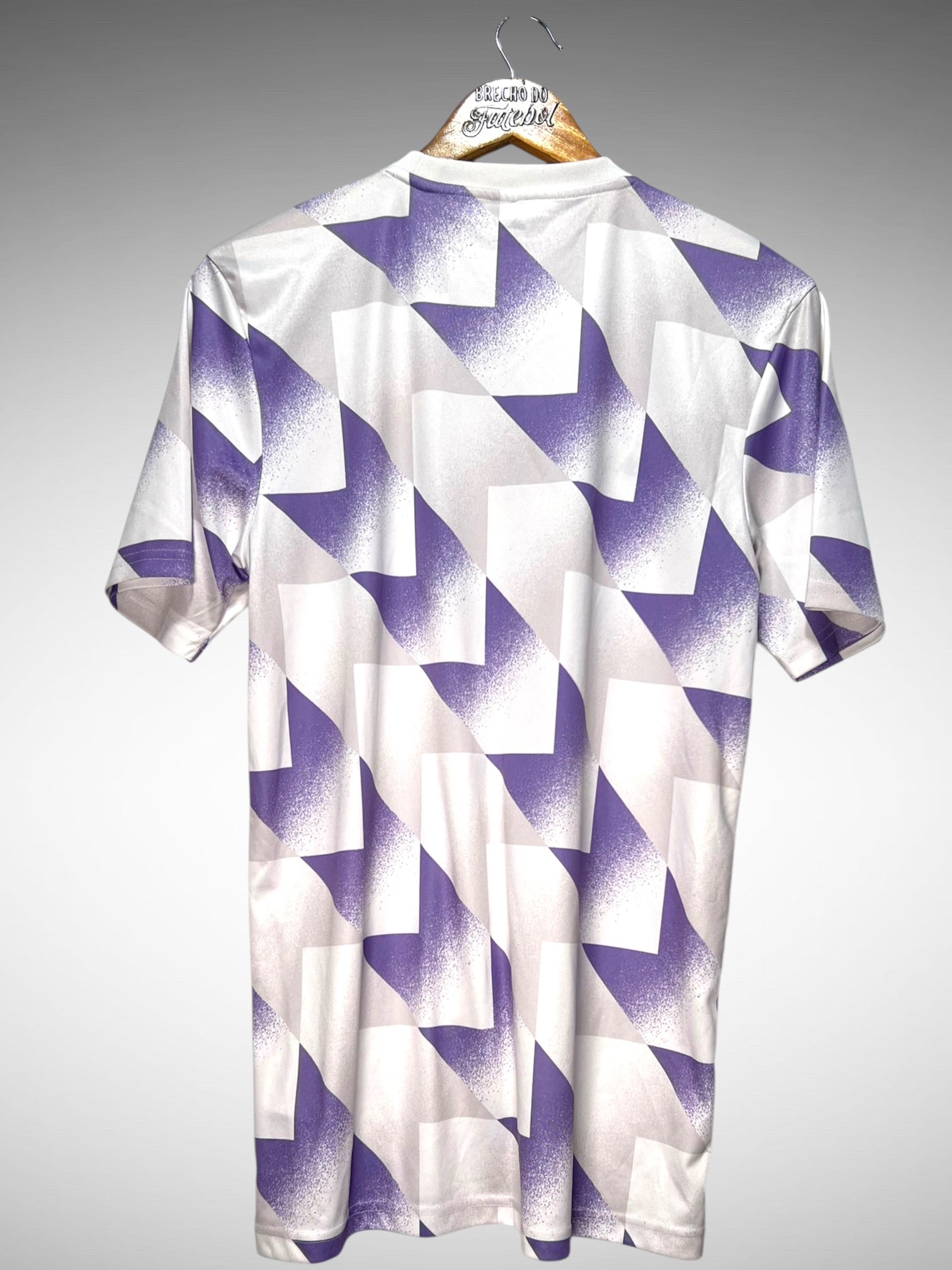 Real Madrid 2022 Camisa Pré-Jogo Tam P.