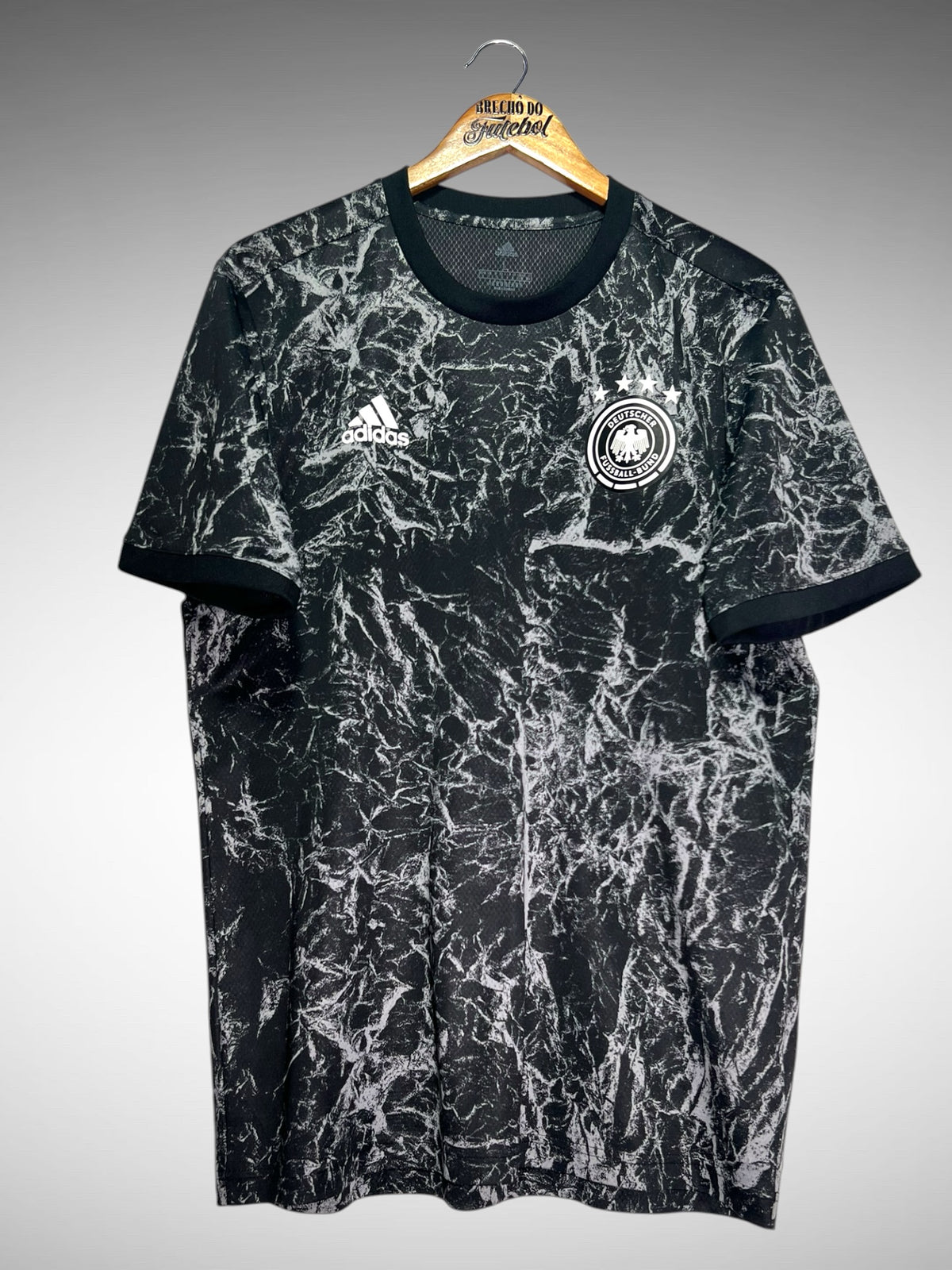 Alemanha 2020 Camisa Pré-Jogo Tam G.