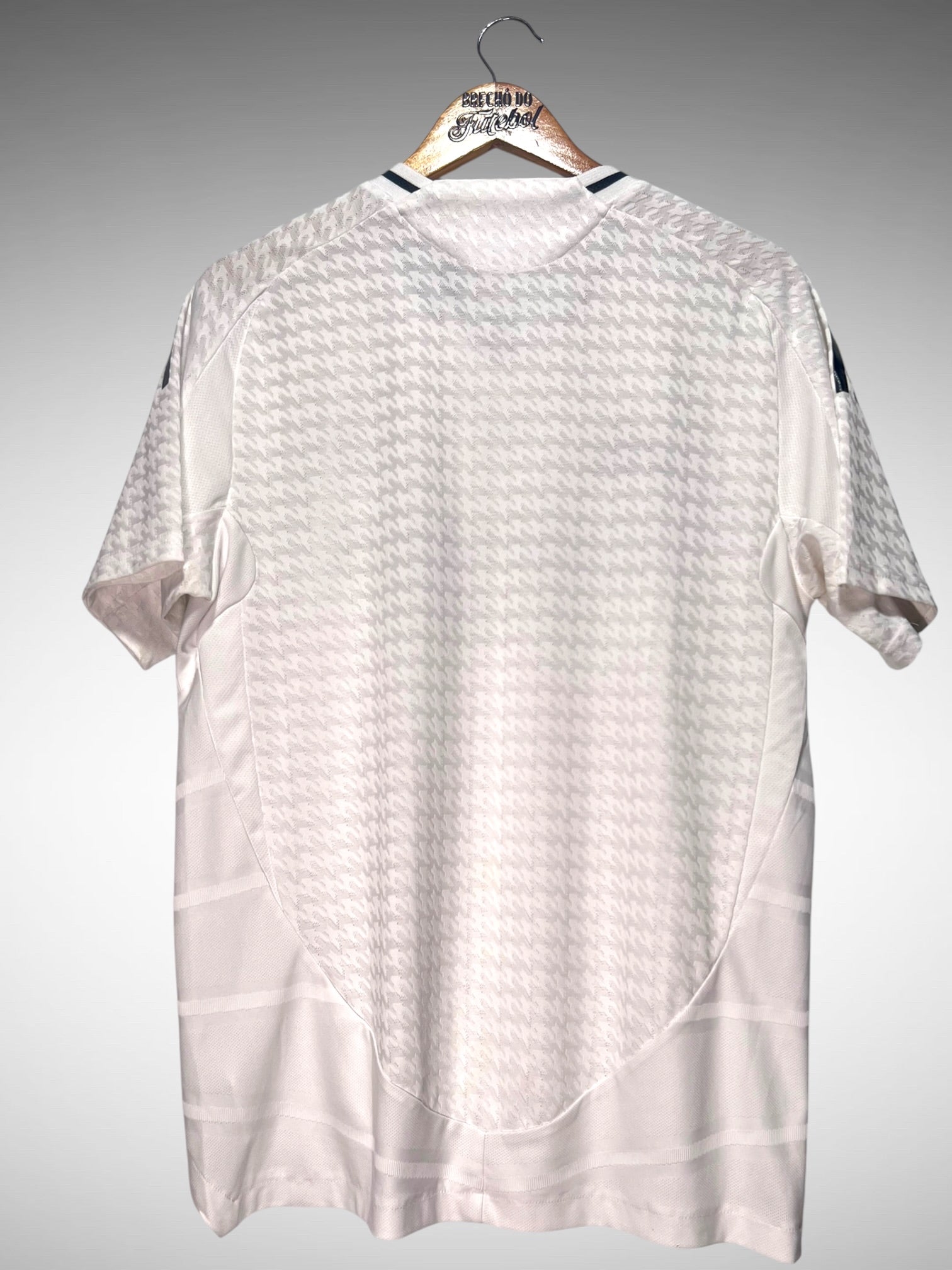 Real Madrid 2024 Primeira Camisa Tam G.
