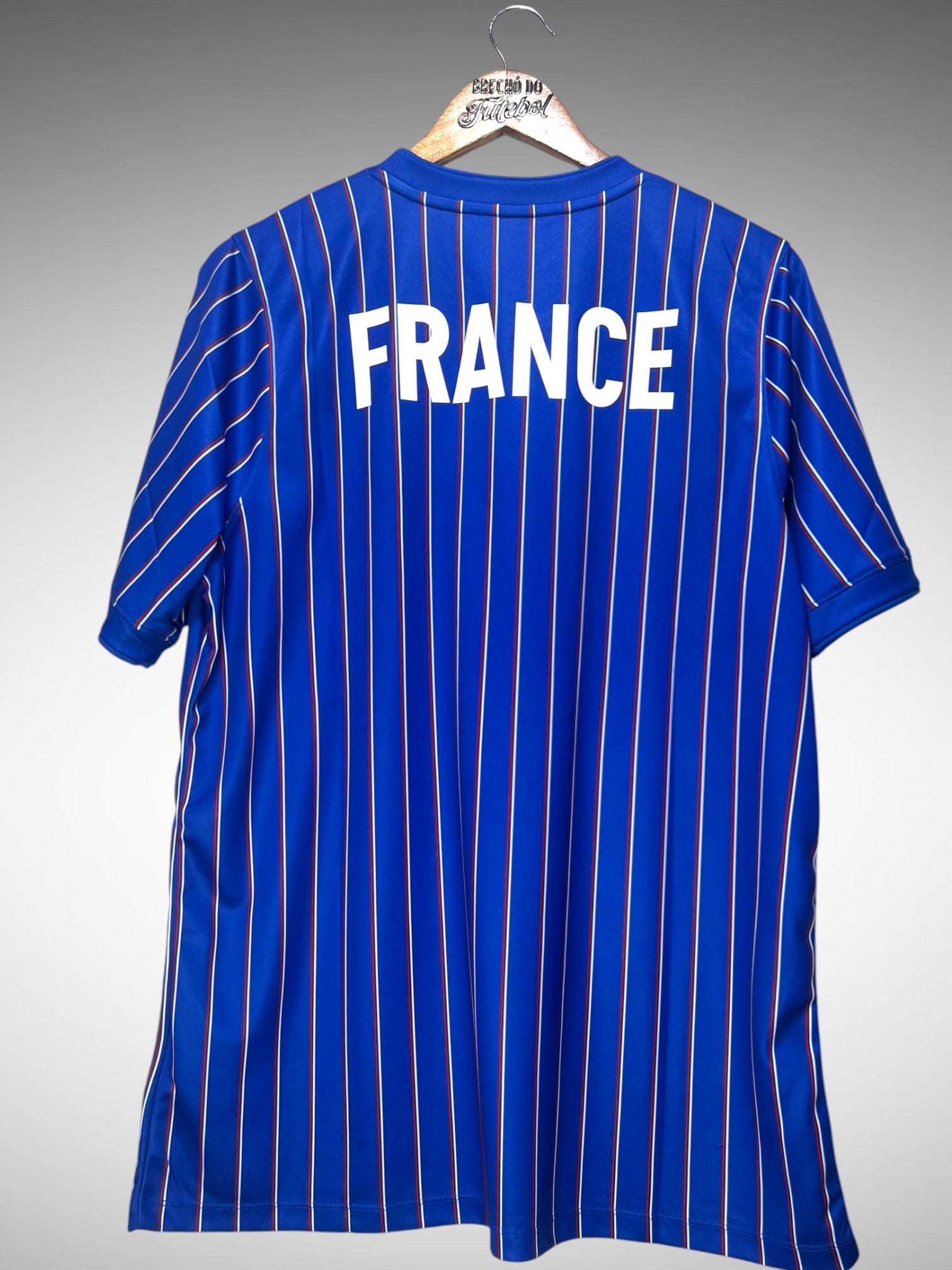 França 2026 Camisa Pré-Jogo Tam G.