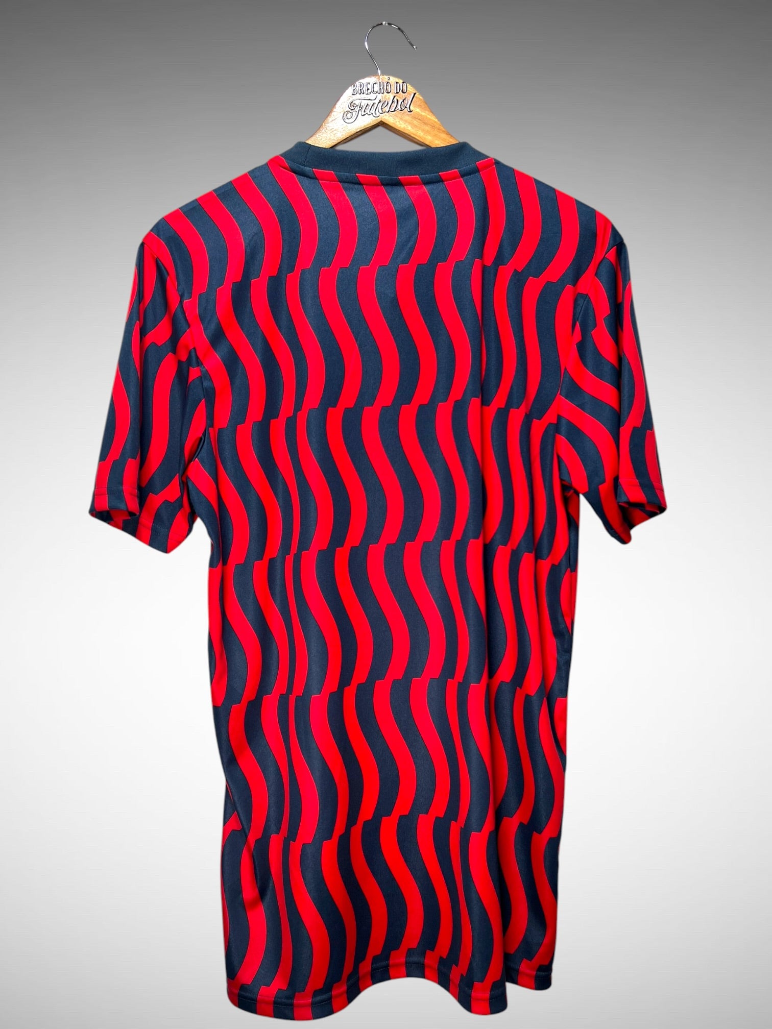 Bayern de Munique 2021 Camisa Pré-Jogo Tam M.