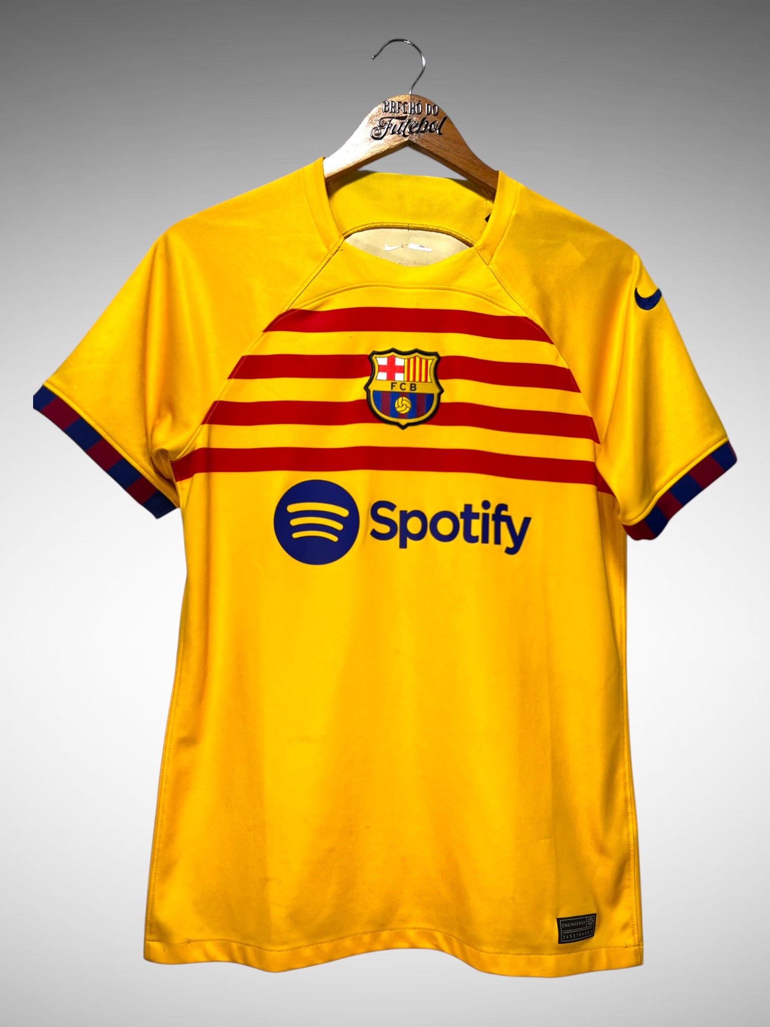 Barcelona 2022 Quarta Camisa Tam P.
