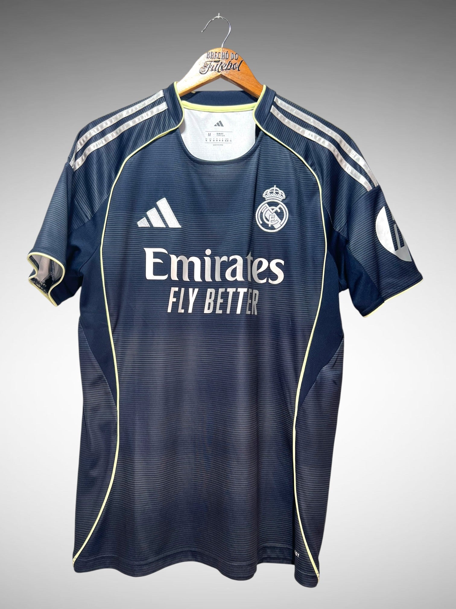 Real Madrid 2025 Segunda Camisa Tam M.