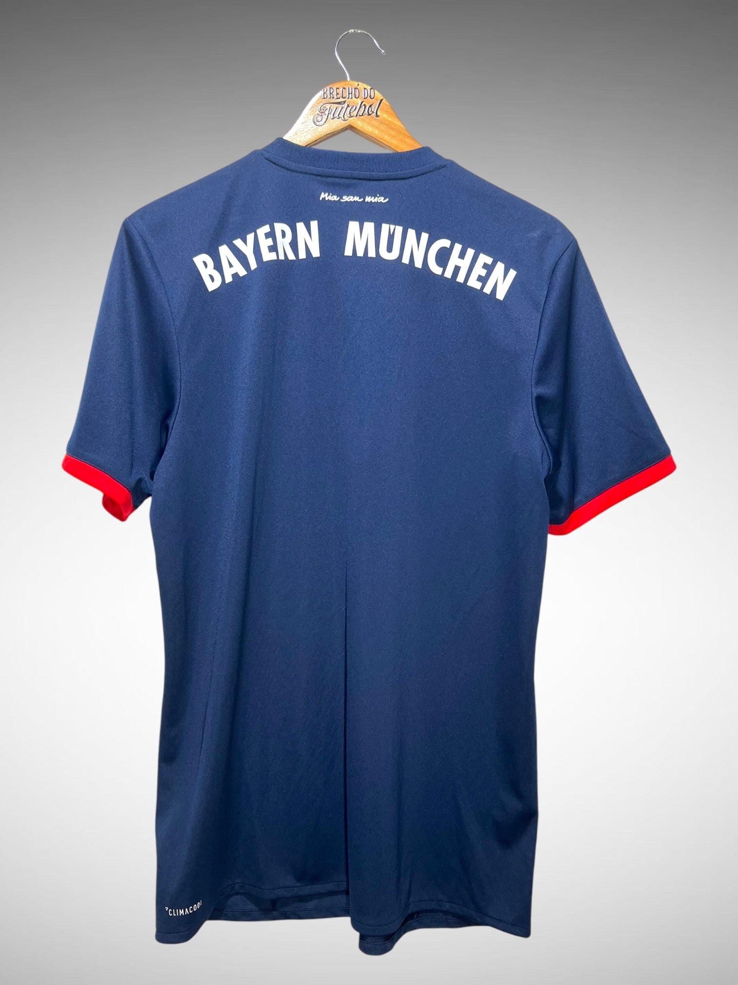 Bayern de Munique 2017 Segunda Camisa Tam M.
