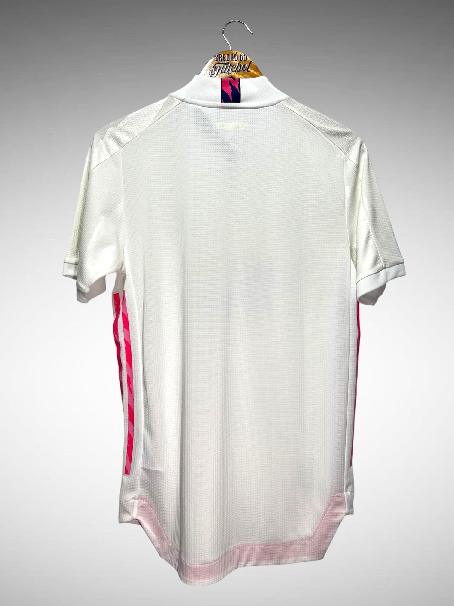Real Madrid 2020 Primeira Camisa Tam P.