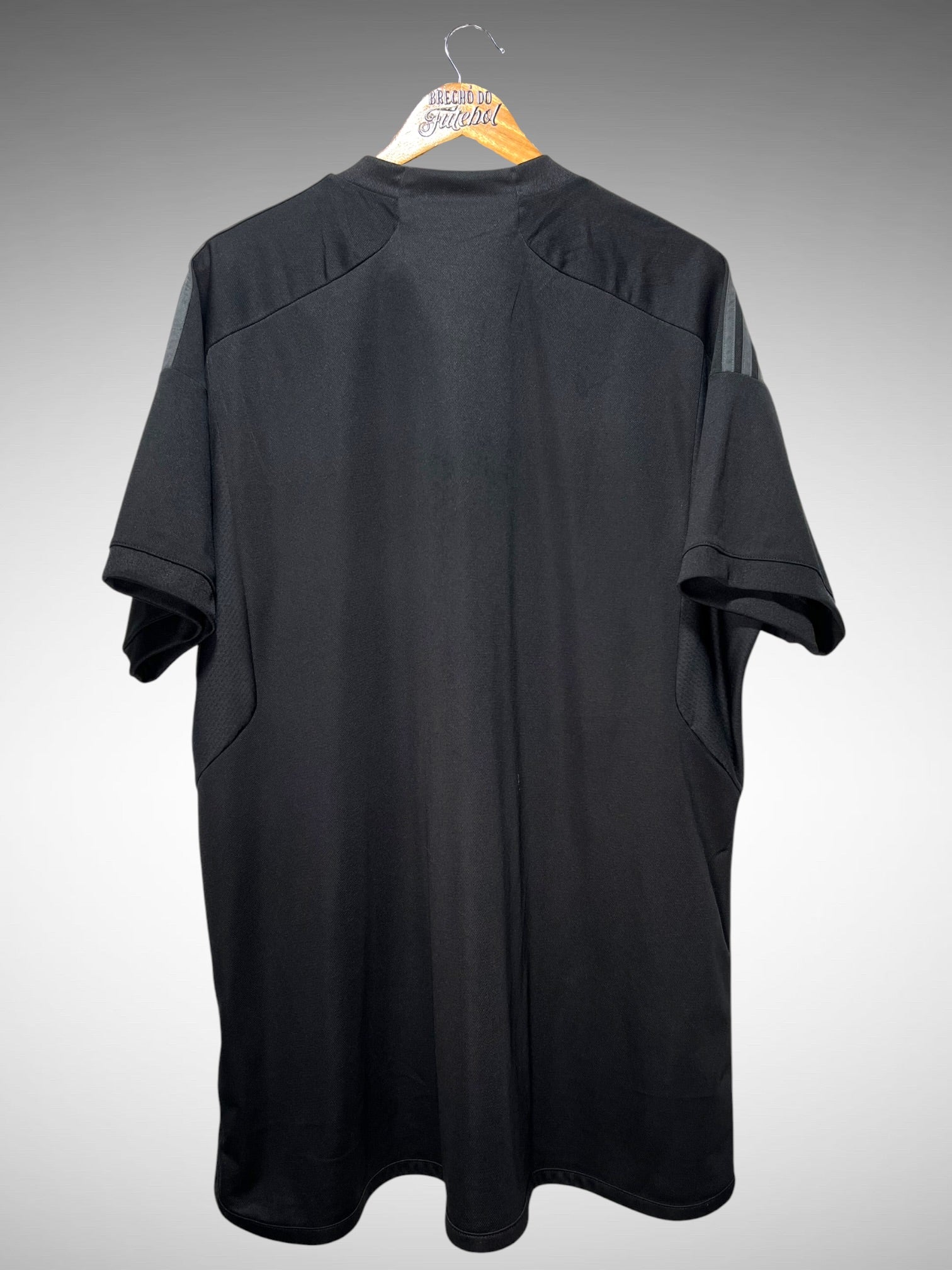 Real Madrid 2023 Terceira Camisa Tam 3G.