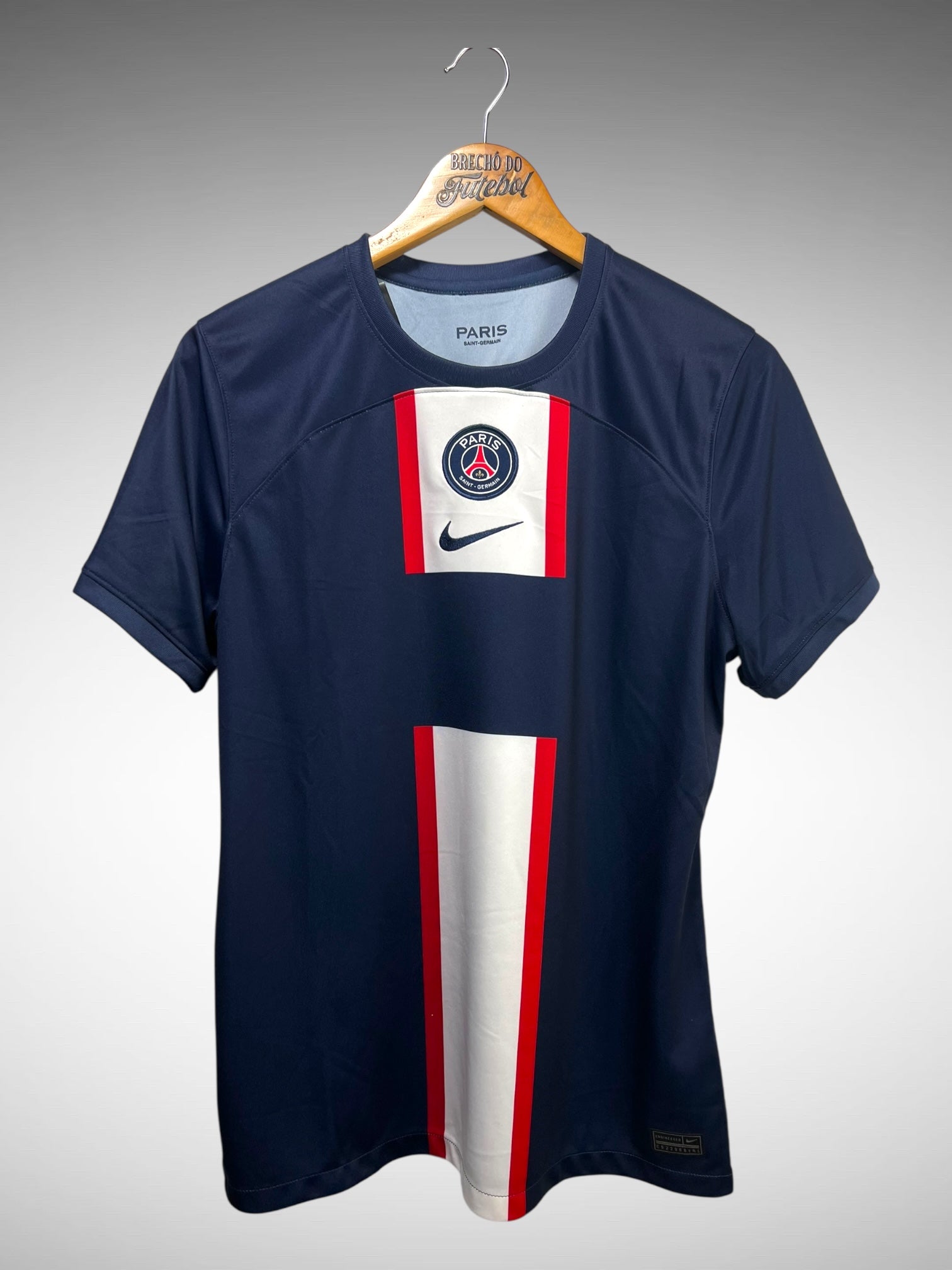 Paris Saint-Germain 2022 Primeira Camisa Tam GG Feminino.