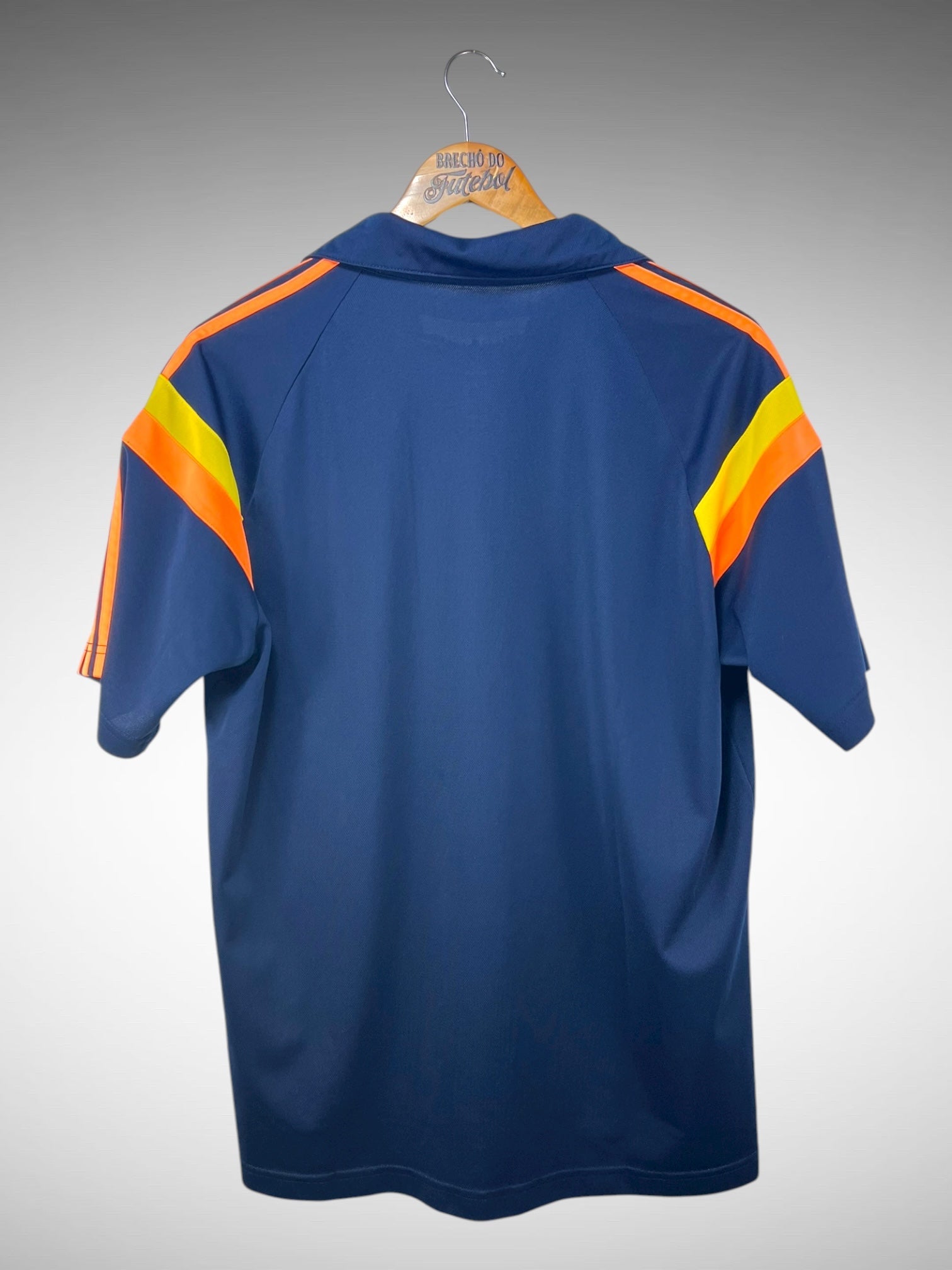 Colombia 2014 Camisa De Viagem Tam G.