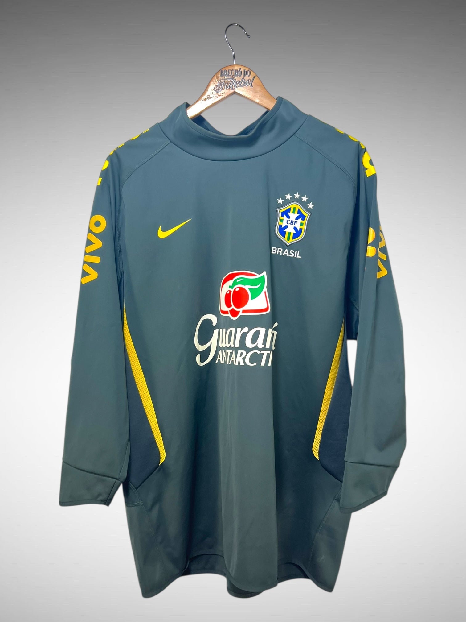 Brasil 2011 Agasalho Tam GG.