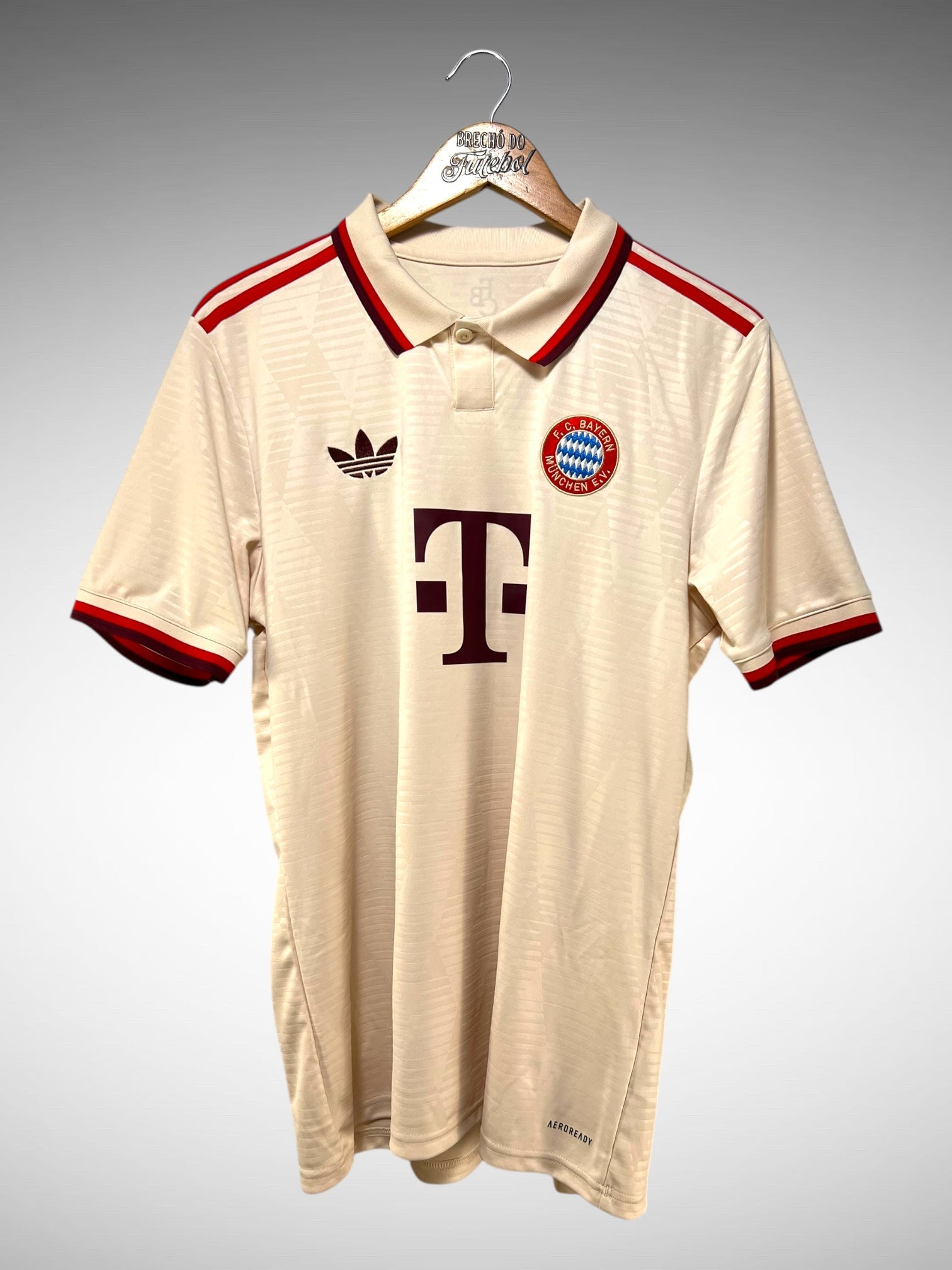 Bayern De Munique 2024 Terceira Camisa Tam M.