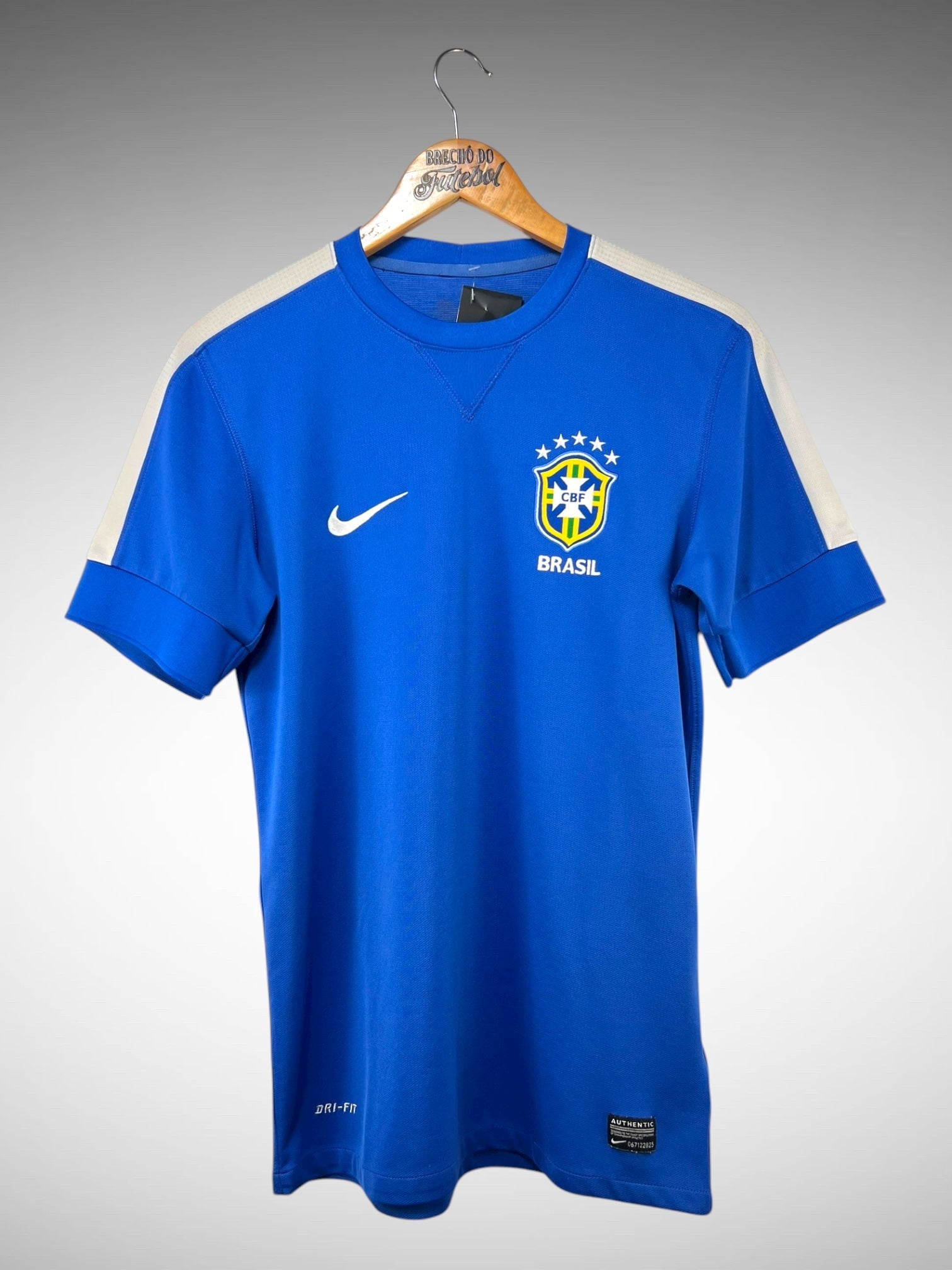 Brasil 2013 Segunda Camisa Tam P.
